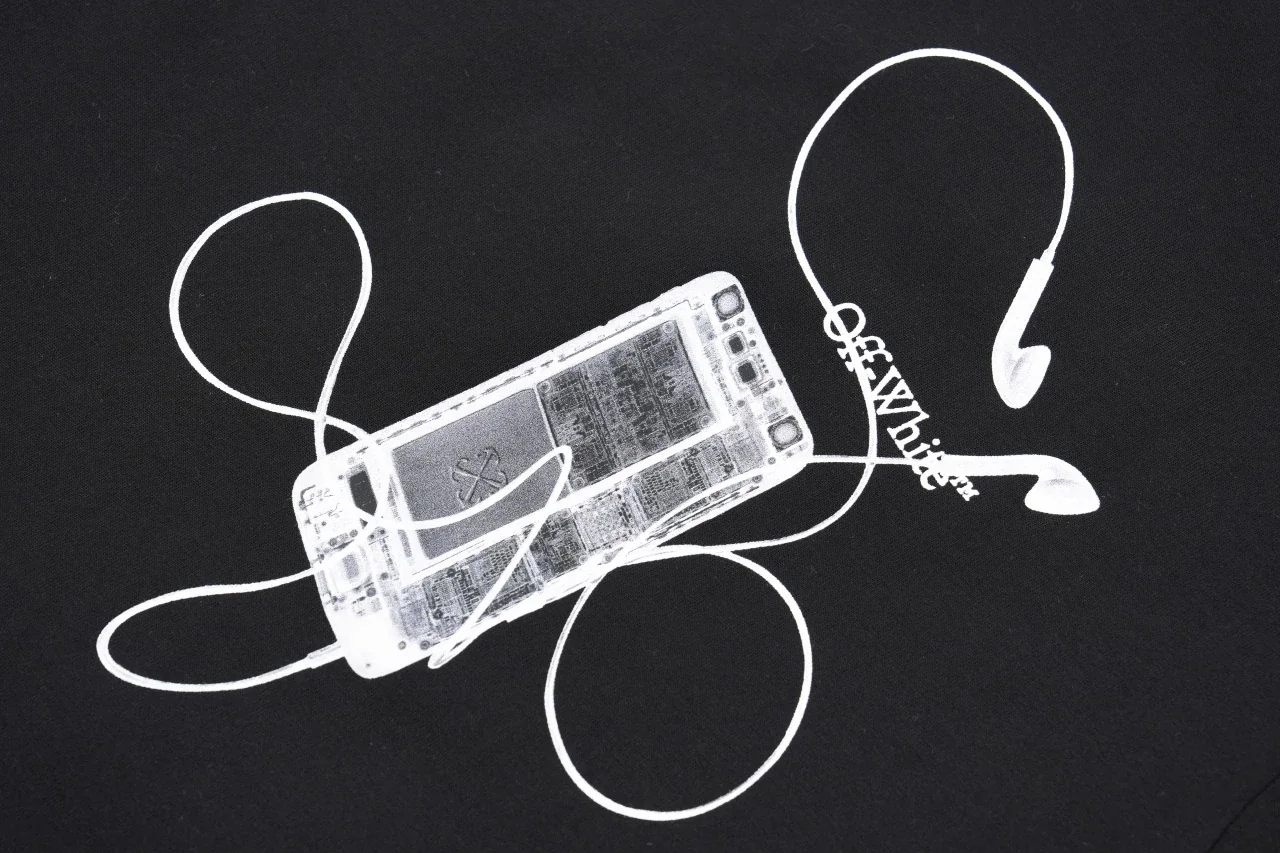 Off-White Black Headphone Arrow Graphic T-Shirt product photo from LabelPicks