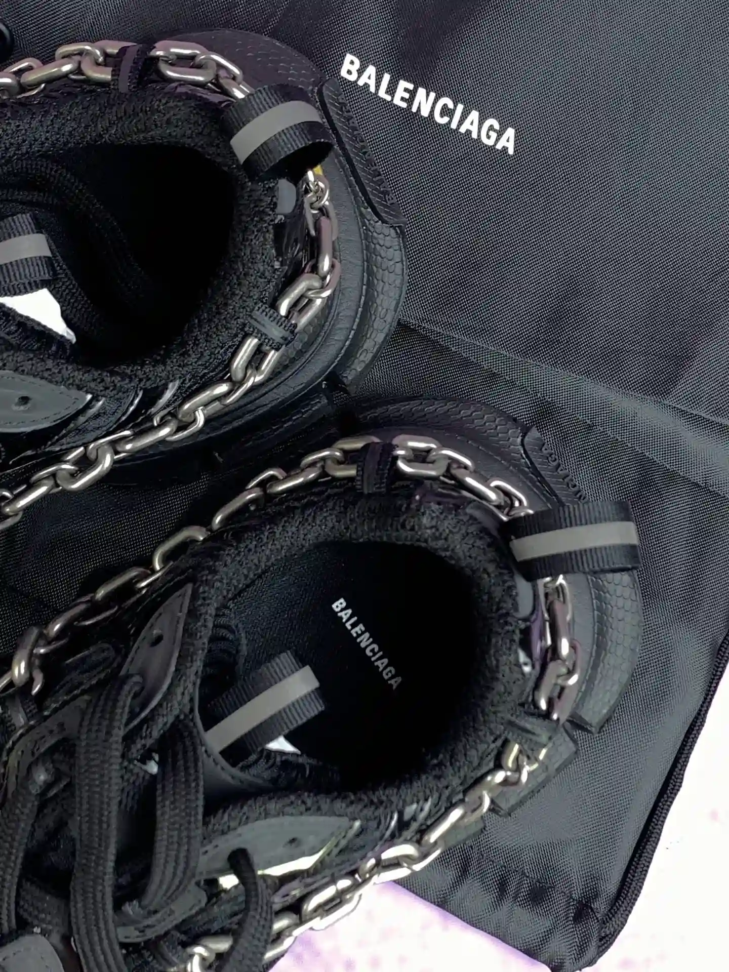 3XL Chain Sneaker in Black product photo from LabelPicks