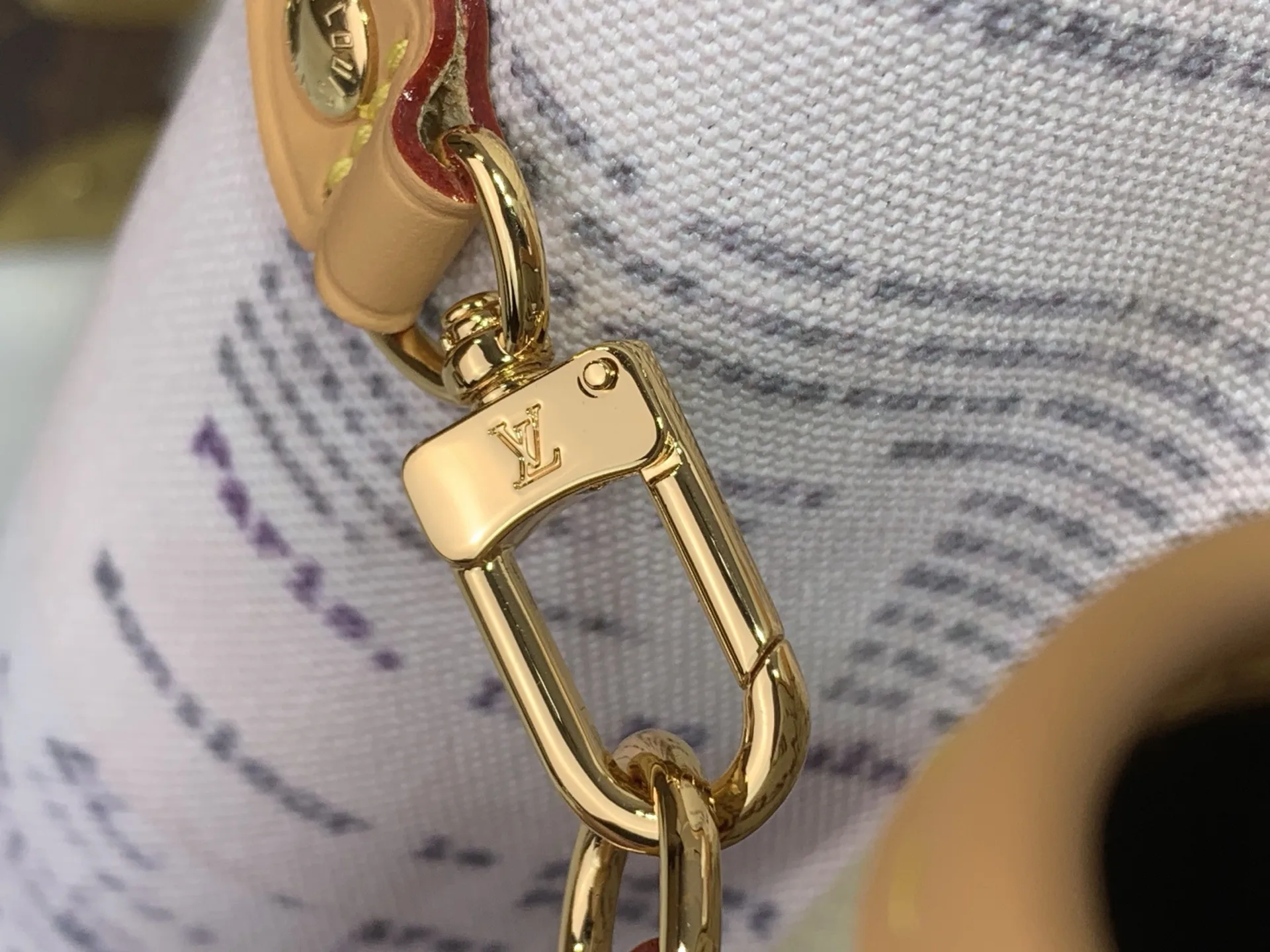 Louis Vuitton Neverfull Monogram Canvas Tote Bag product photo from LabelPicks