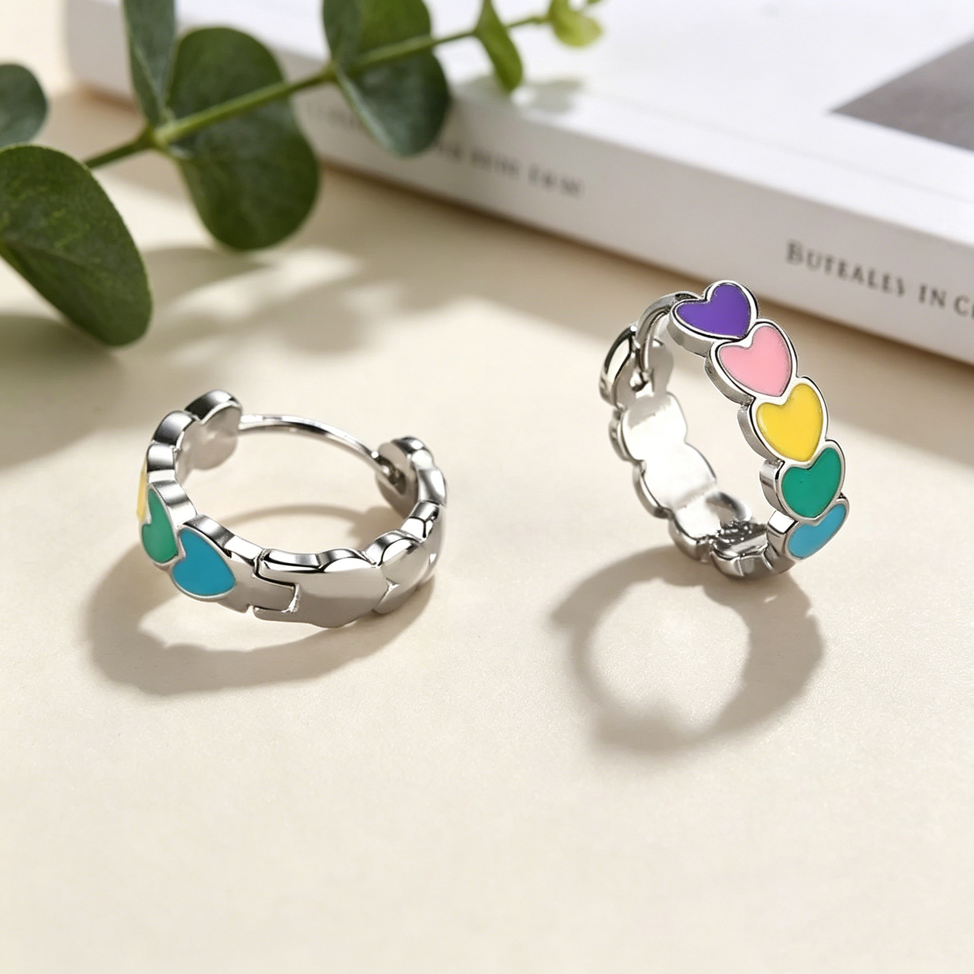 European and American cross-border rainbow heart earrings, niche design dopamine enamel resin heart earrings, sweet and cool style ear accessories