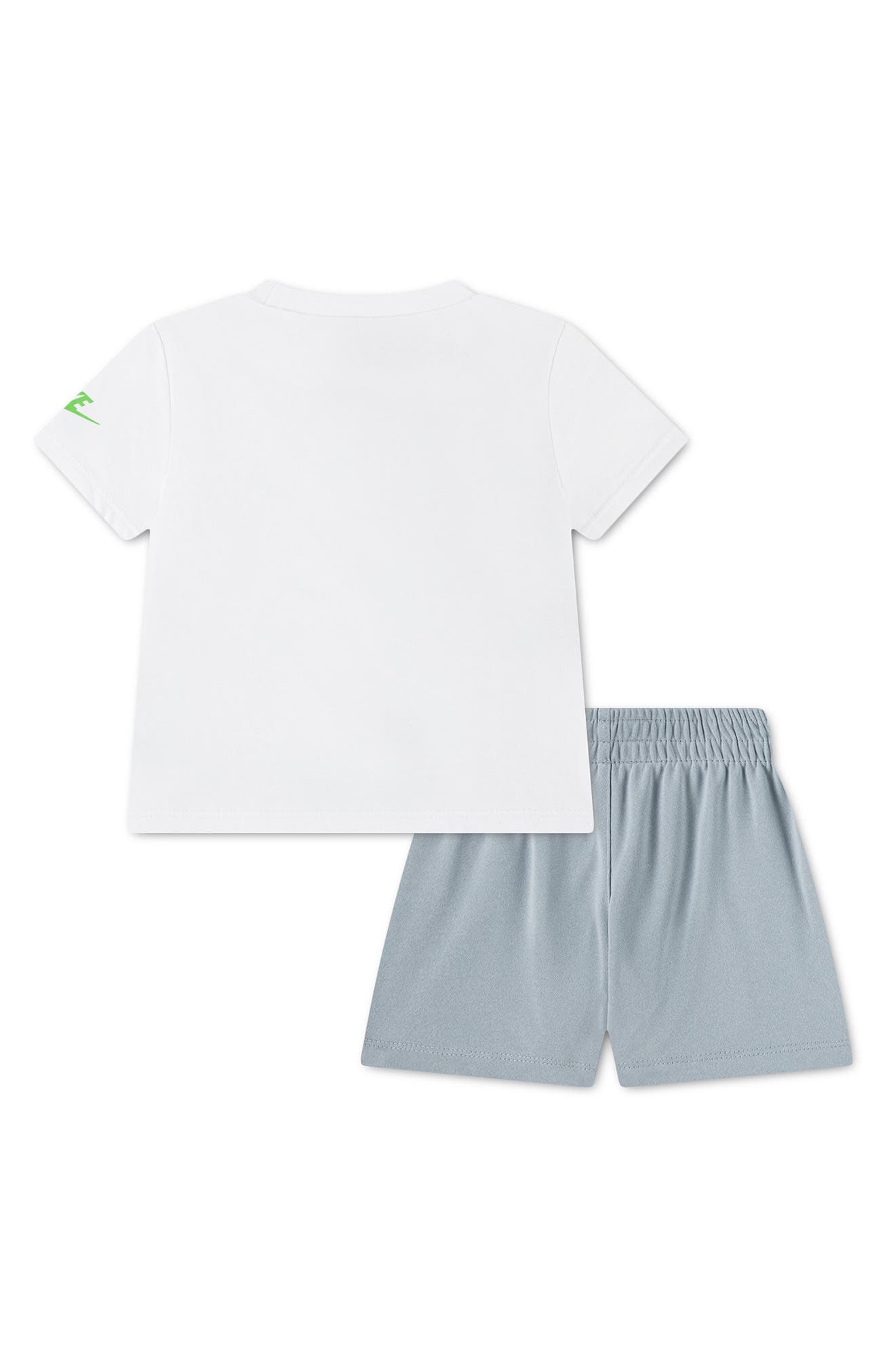 Nike Crew T-Shirt & Knit Shorts Set
