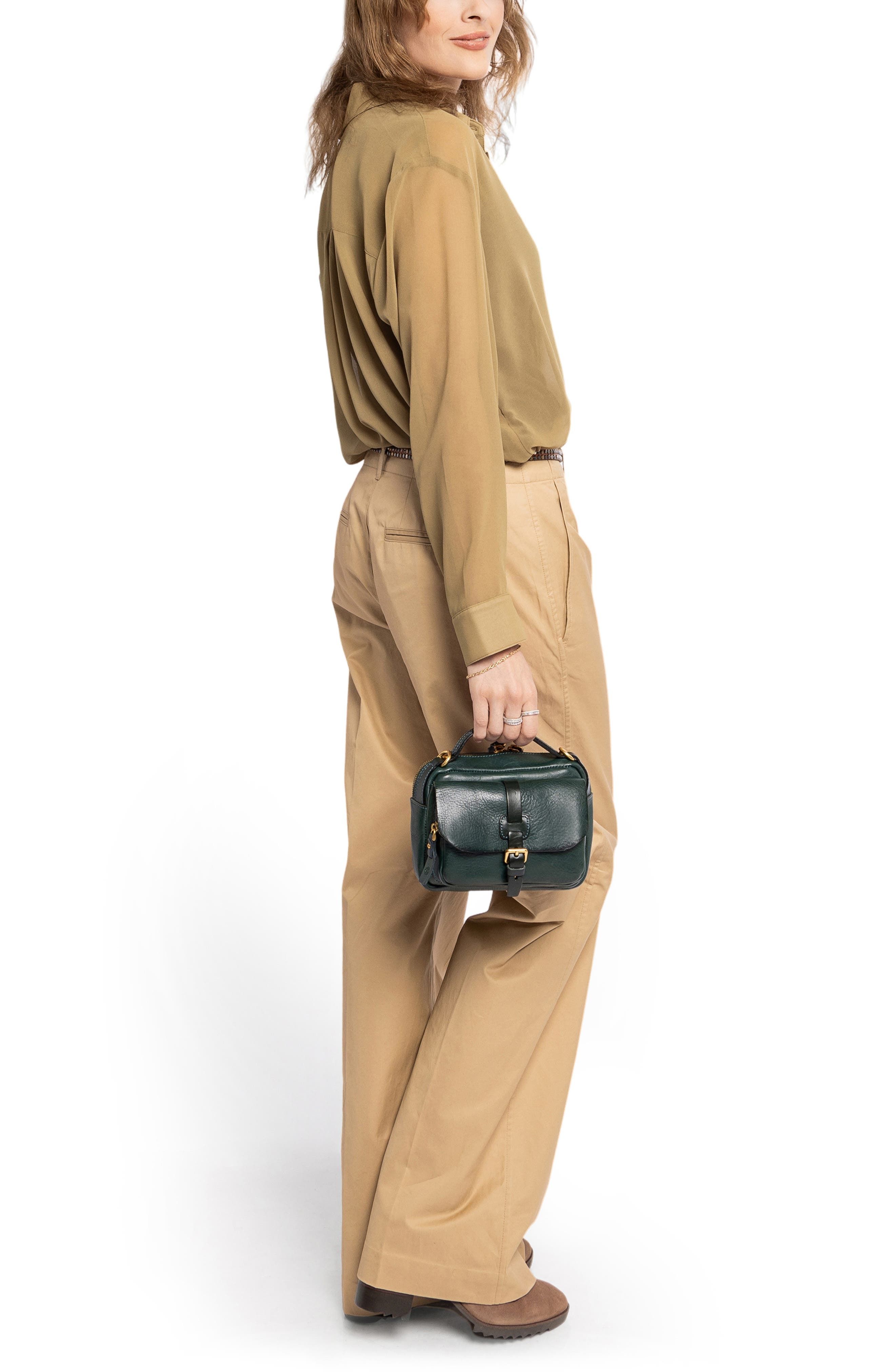 OLD TREND Ficus Leather Crossbody Bag