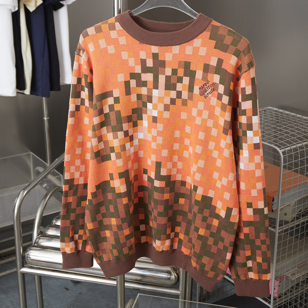 Gradient Mosaic Round Neck Long Sleeve Knitted Sweater