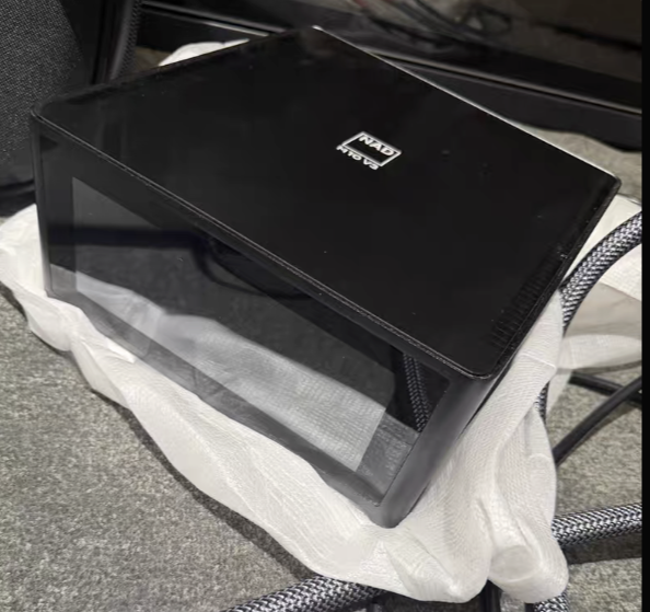 NAD M10 V3 High-End Network Audio Network Streaming Music Player - GreshamTech