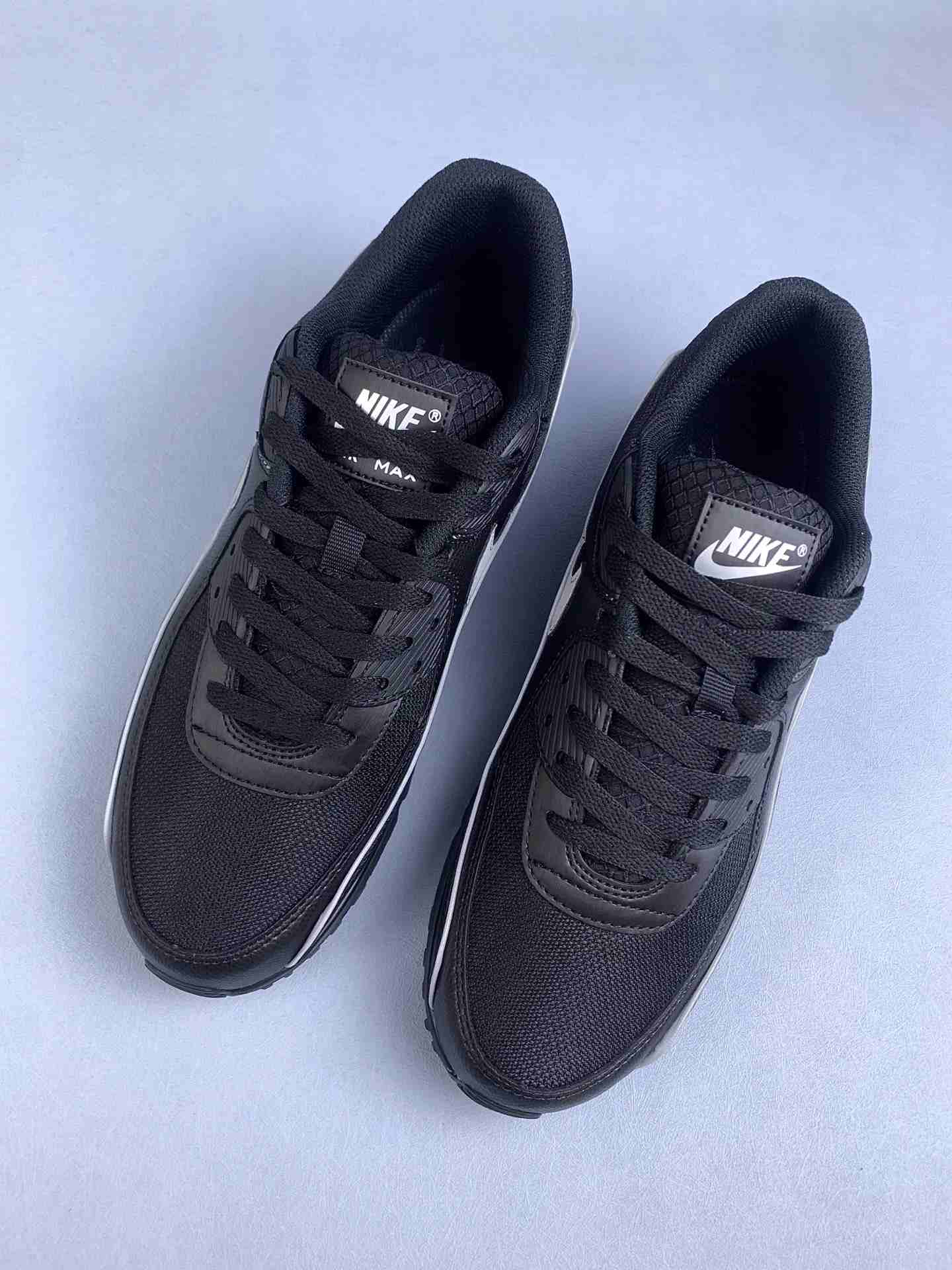 Nike Air Max 90 Premium Shoes