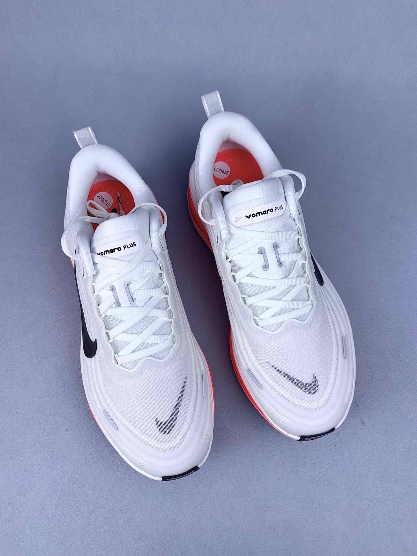 Nike Vomero 18 Shoes