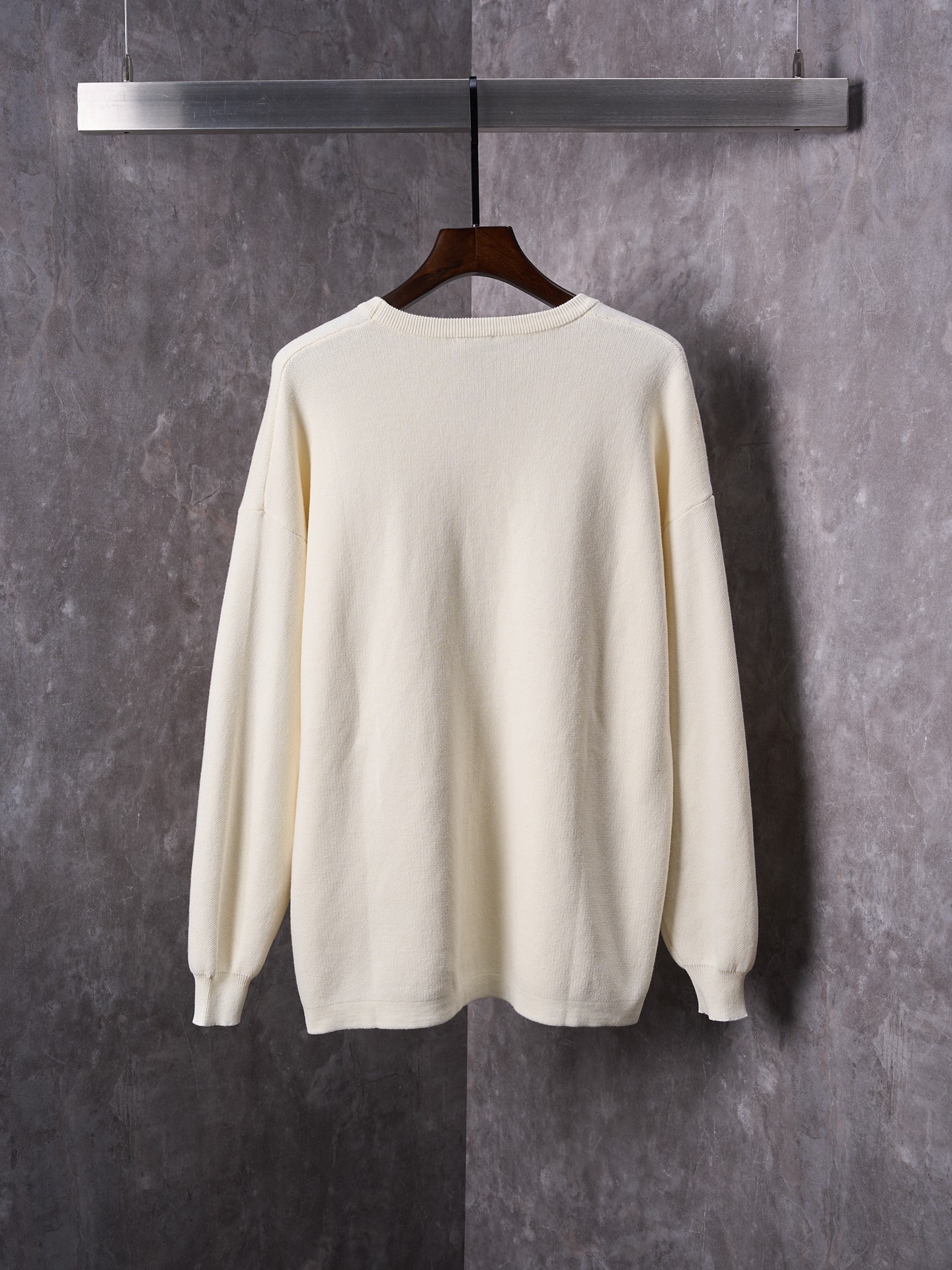 0904 Classic Letter Gradient Sweater