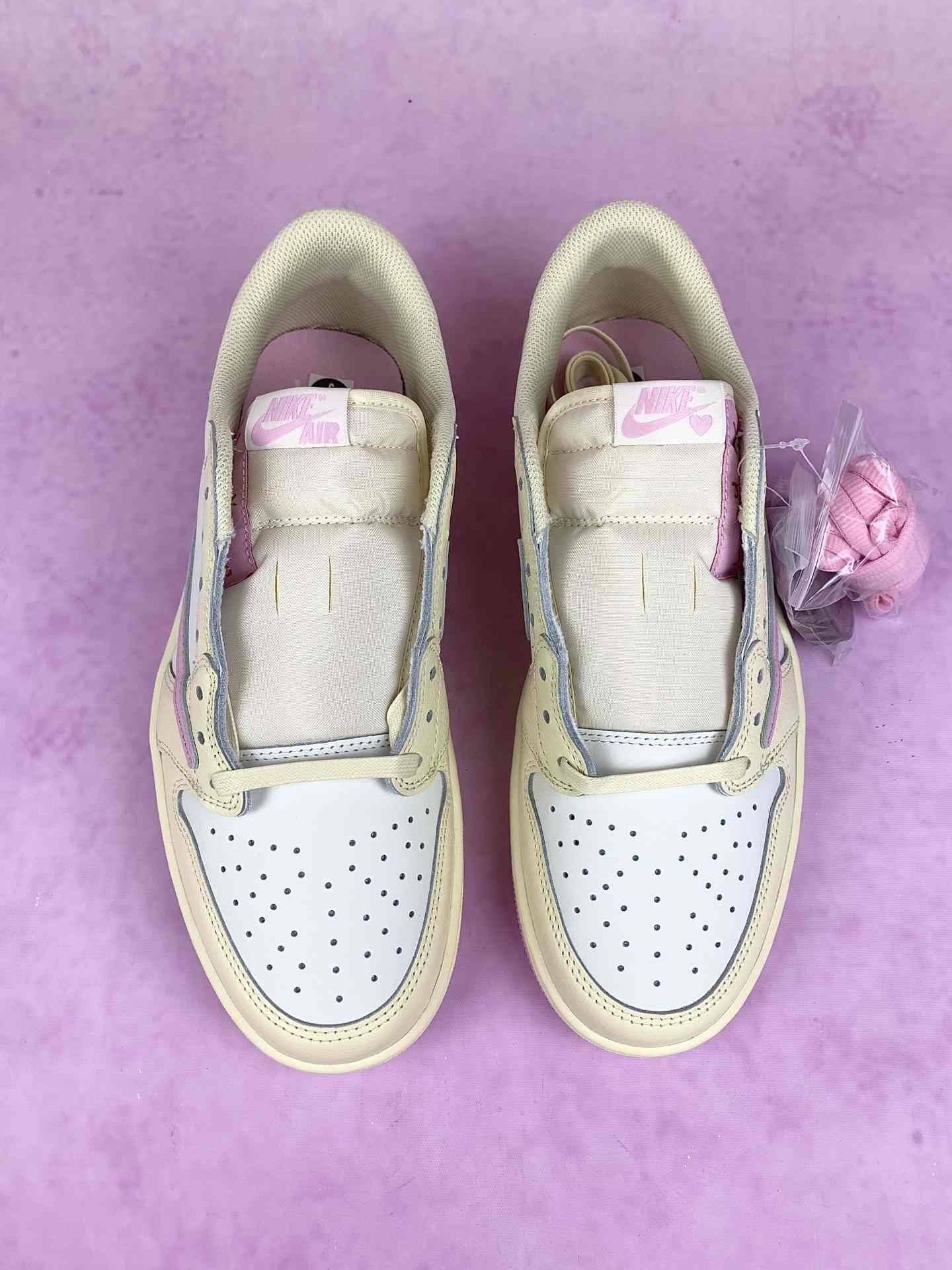 Air Jordan 1 Low OG SP Shoes