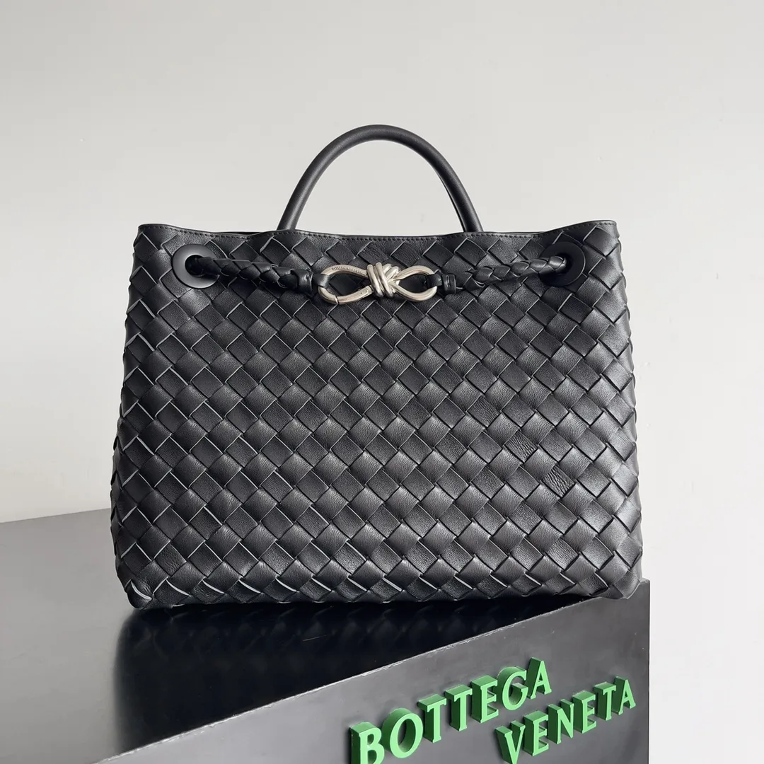 Bottega Veneta White Andiamo Intrecciato Woven Leather Top Handle Bag product photo from LabelPicks