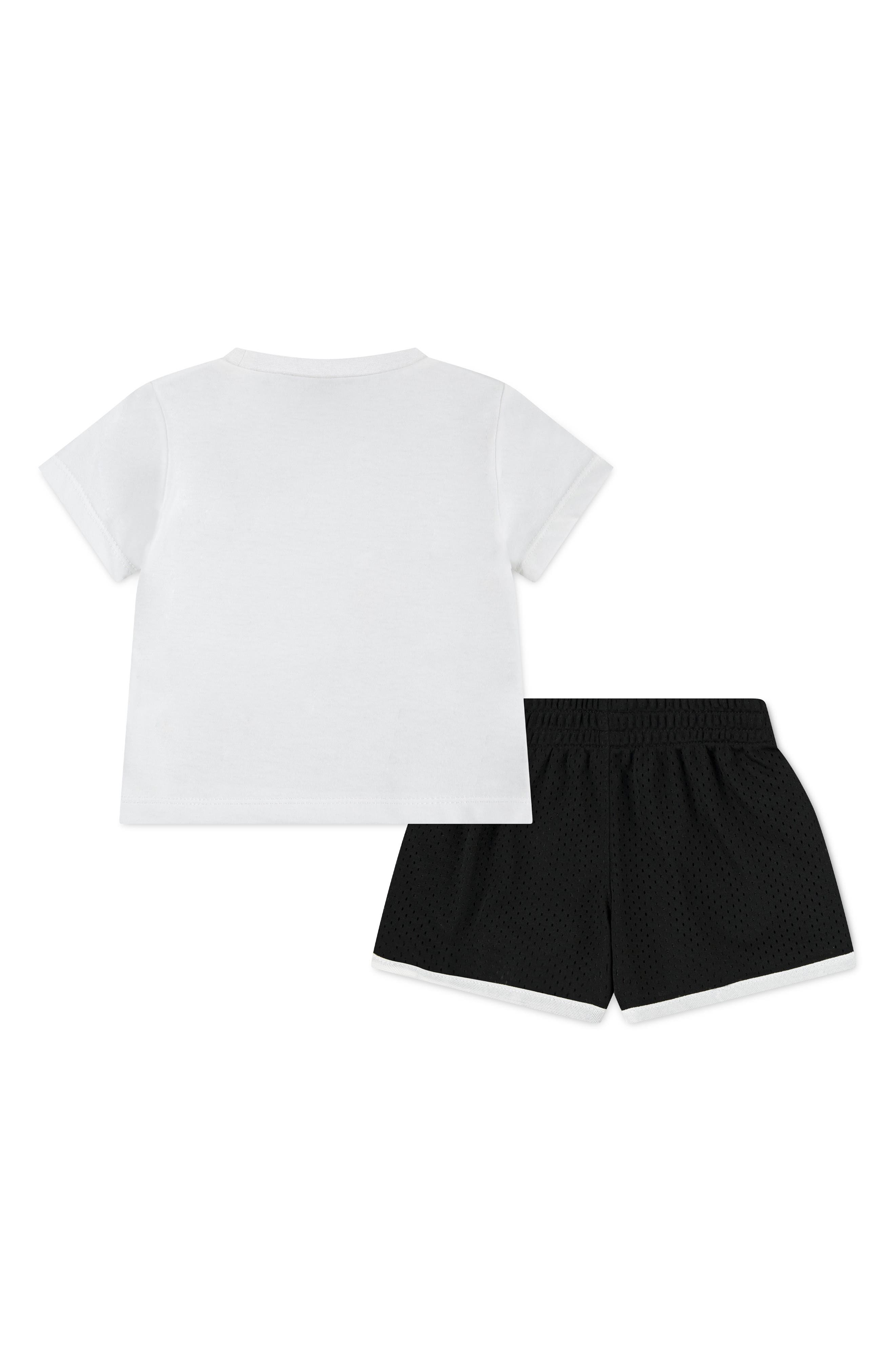 Nike Just Believe Graphic T-Shirt & Shorts Set