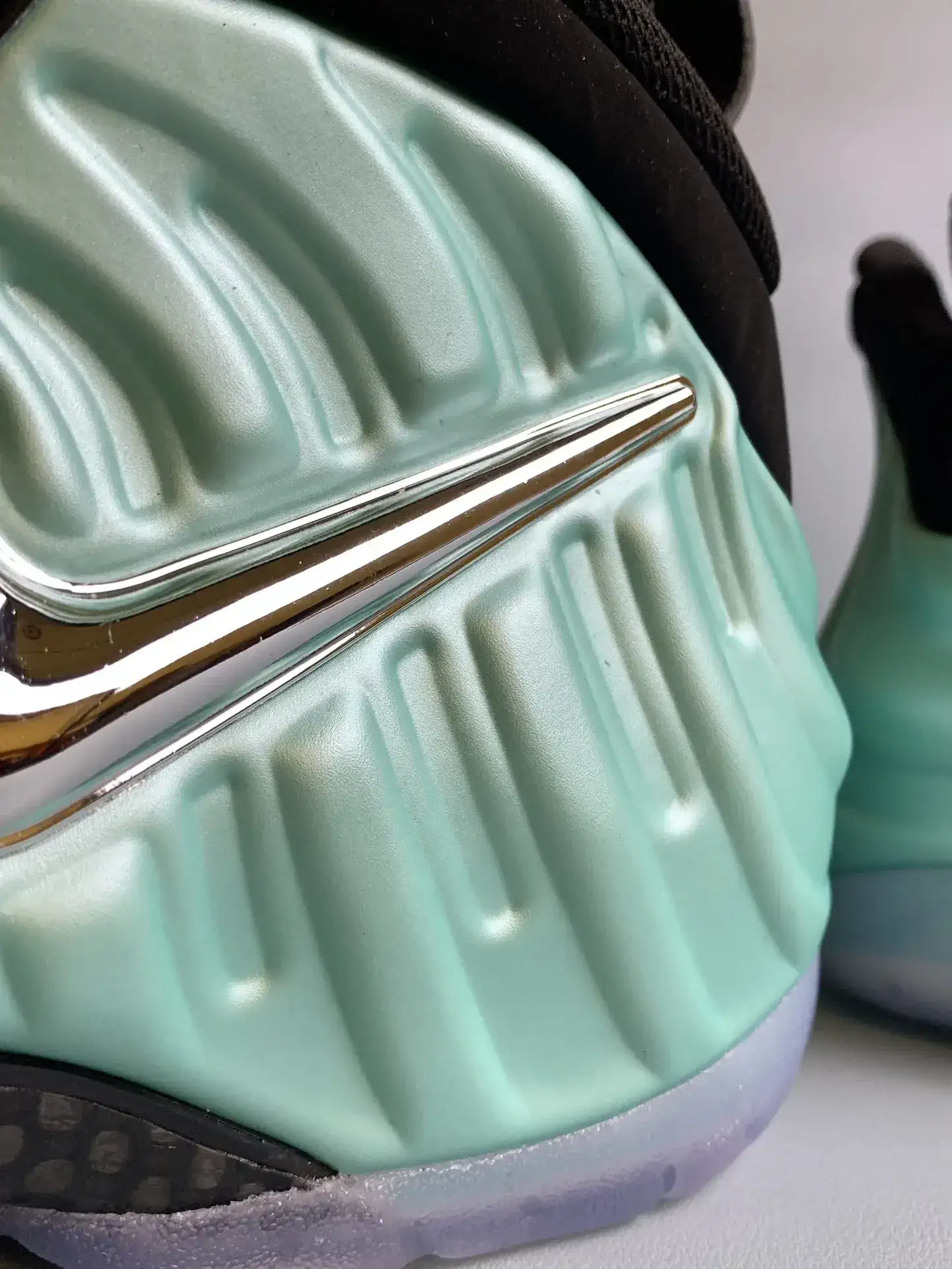 Nike Air Foamposite Pro 'Island Green' Shoes product photo from LabelPicks
