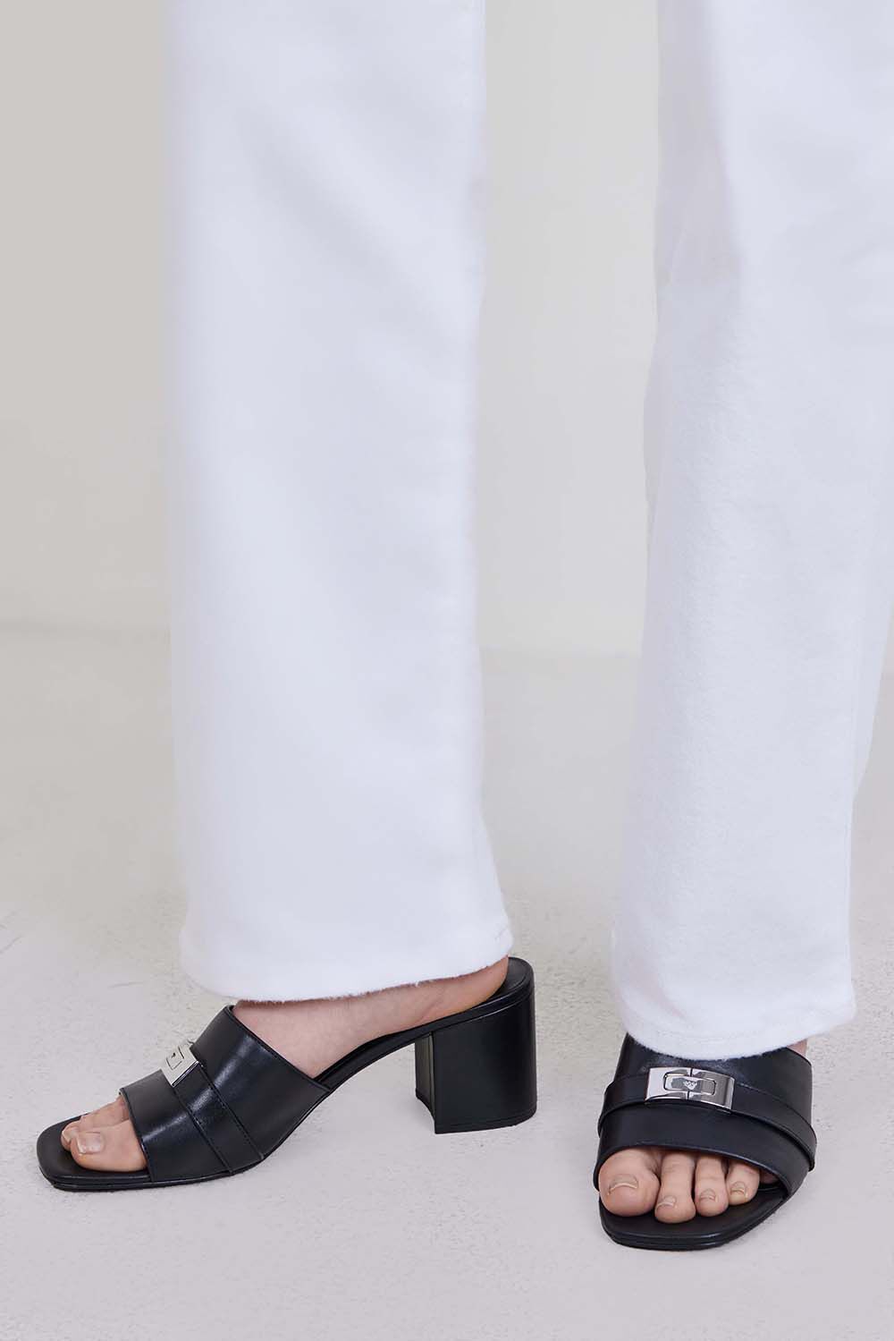 TORY BURCH נעלי עקב מיולס לילי