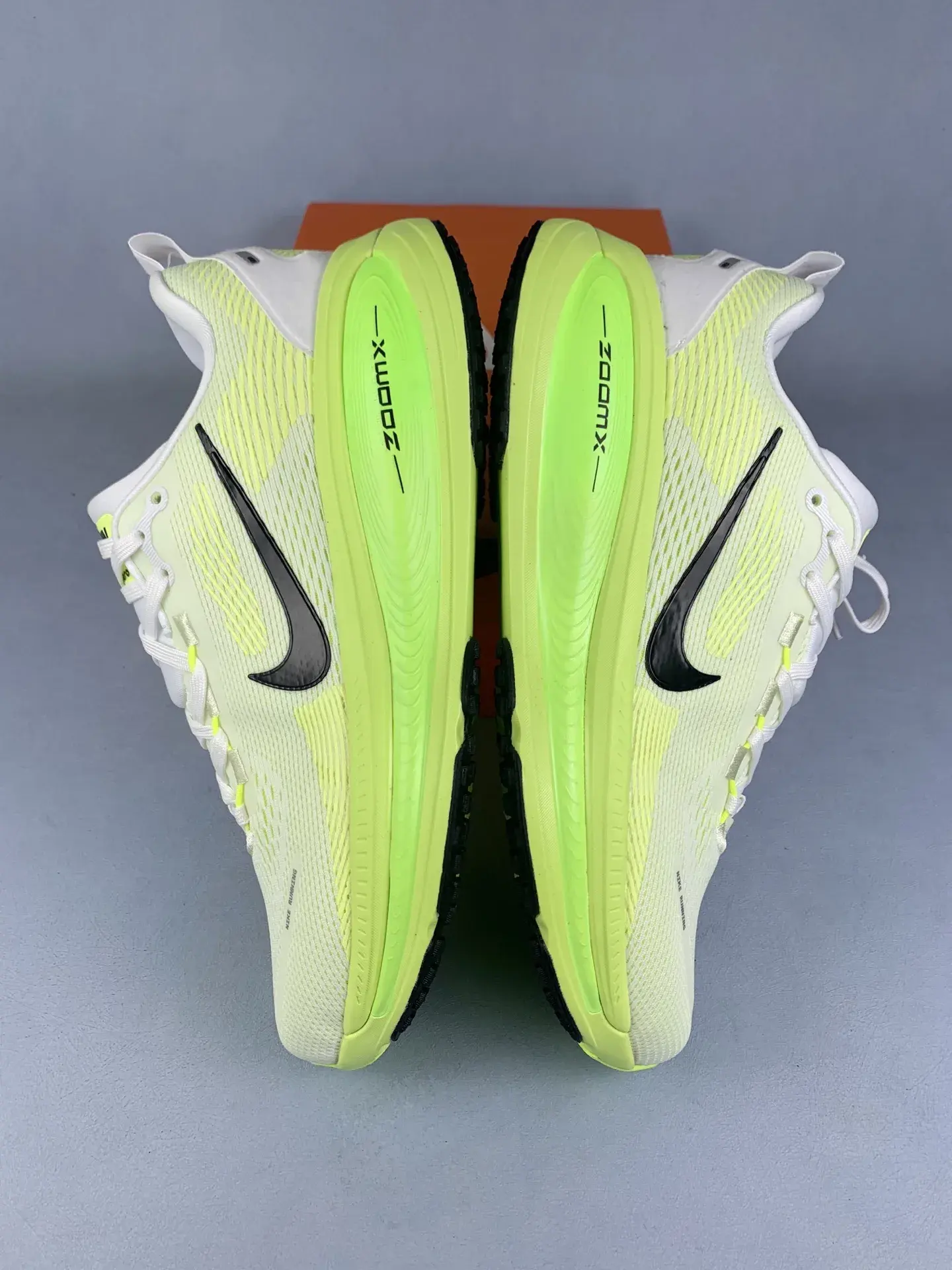 Nike Vomero 18 Shoes product photo from LabelPicks