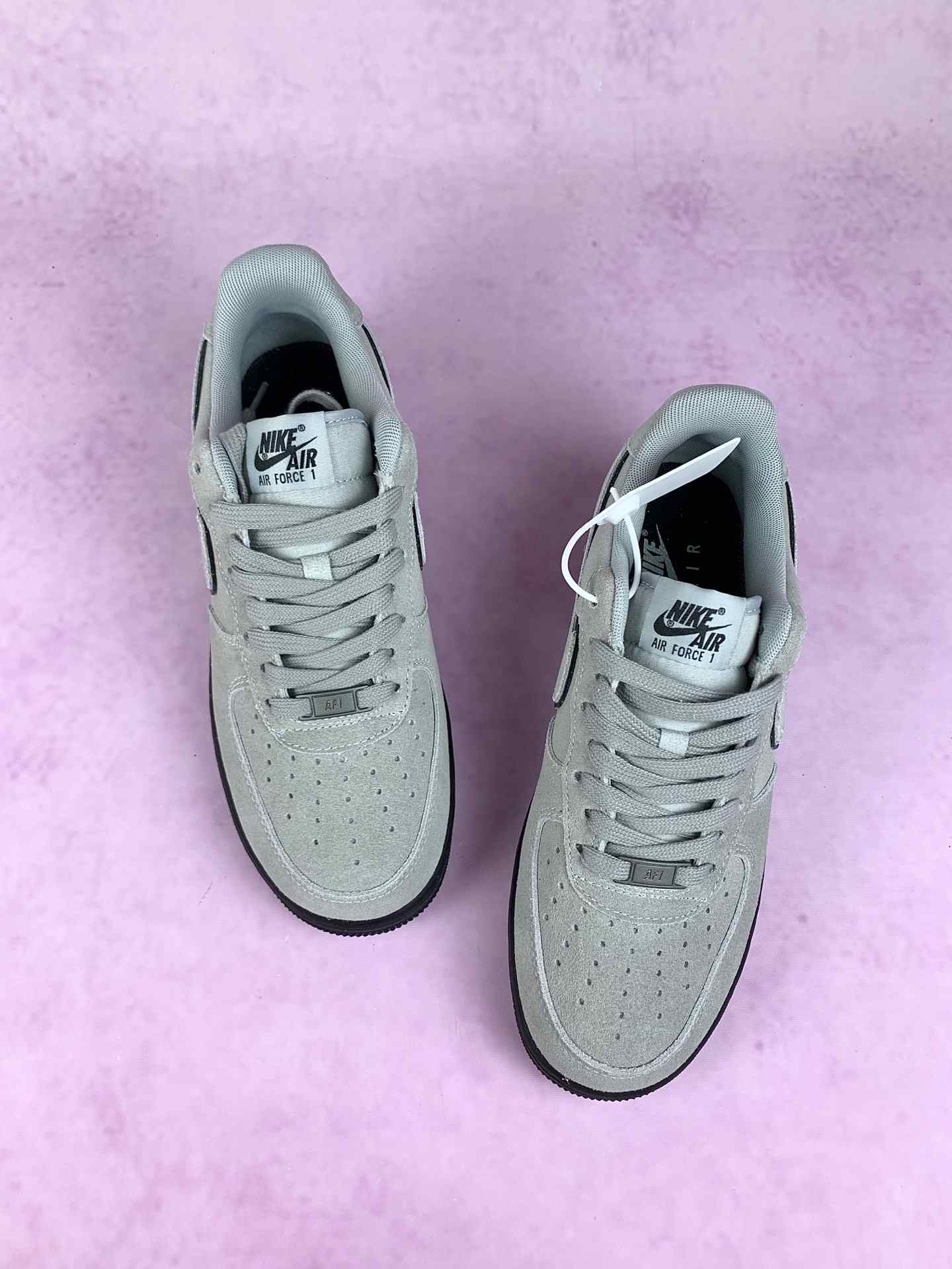 Nike Air Force 1 '07 LV8 Shoes
