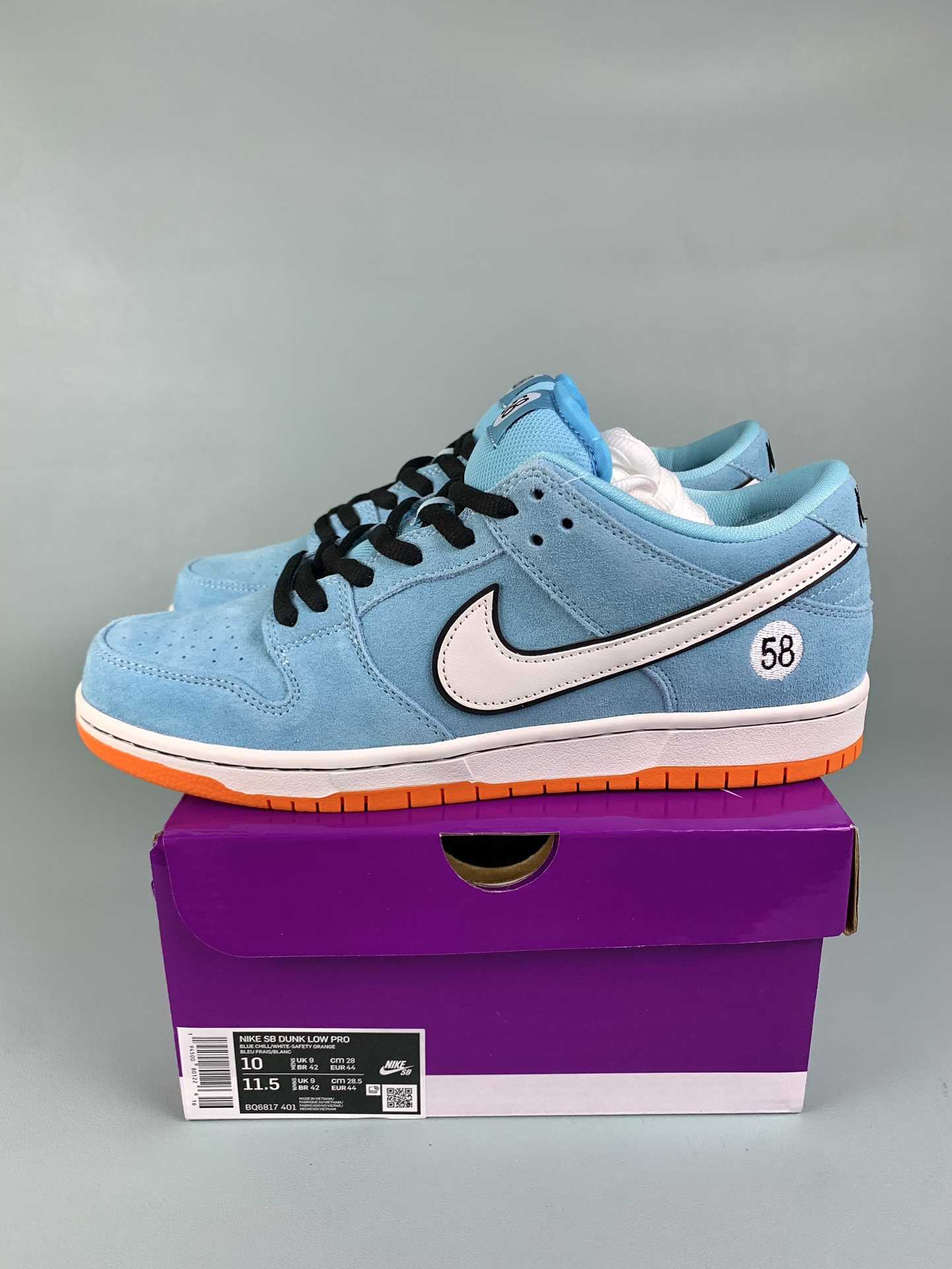 Nike SB Dunk Low Pro Shoes