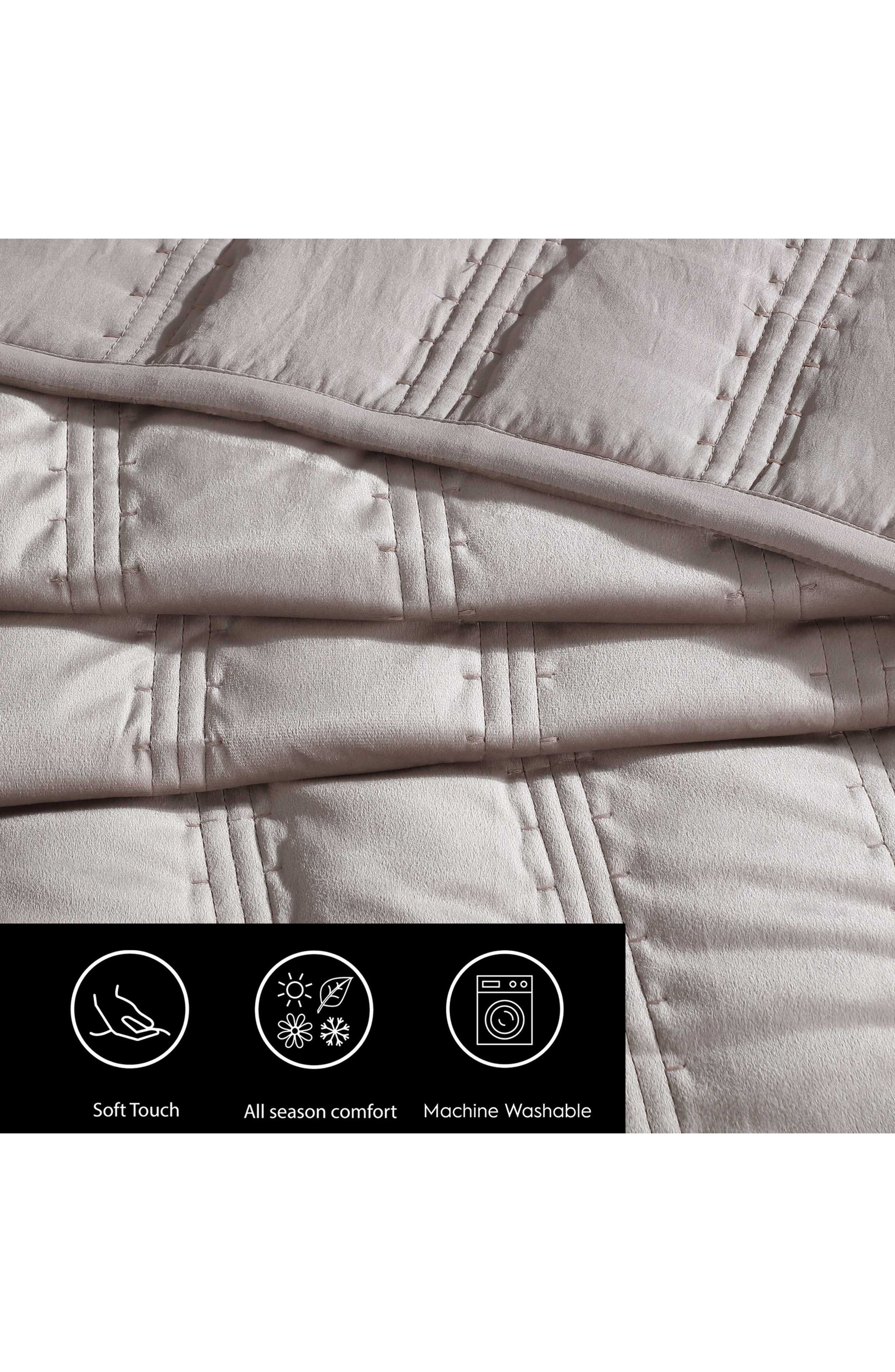 Vera Wang Velvet Linear Stitch Quilt Set