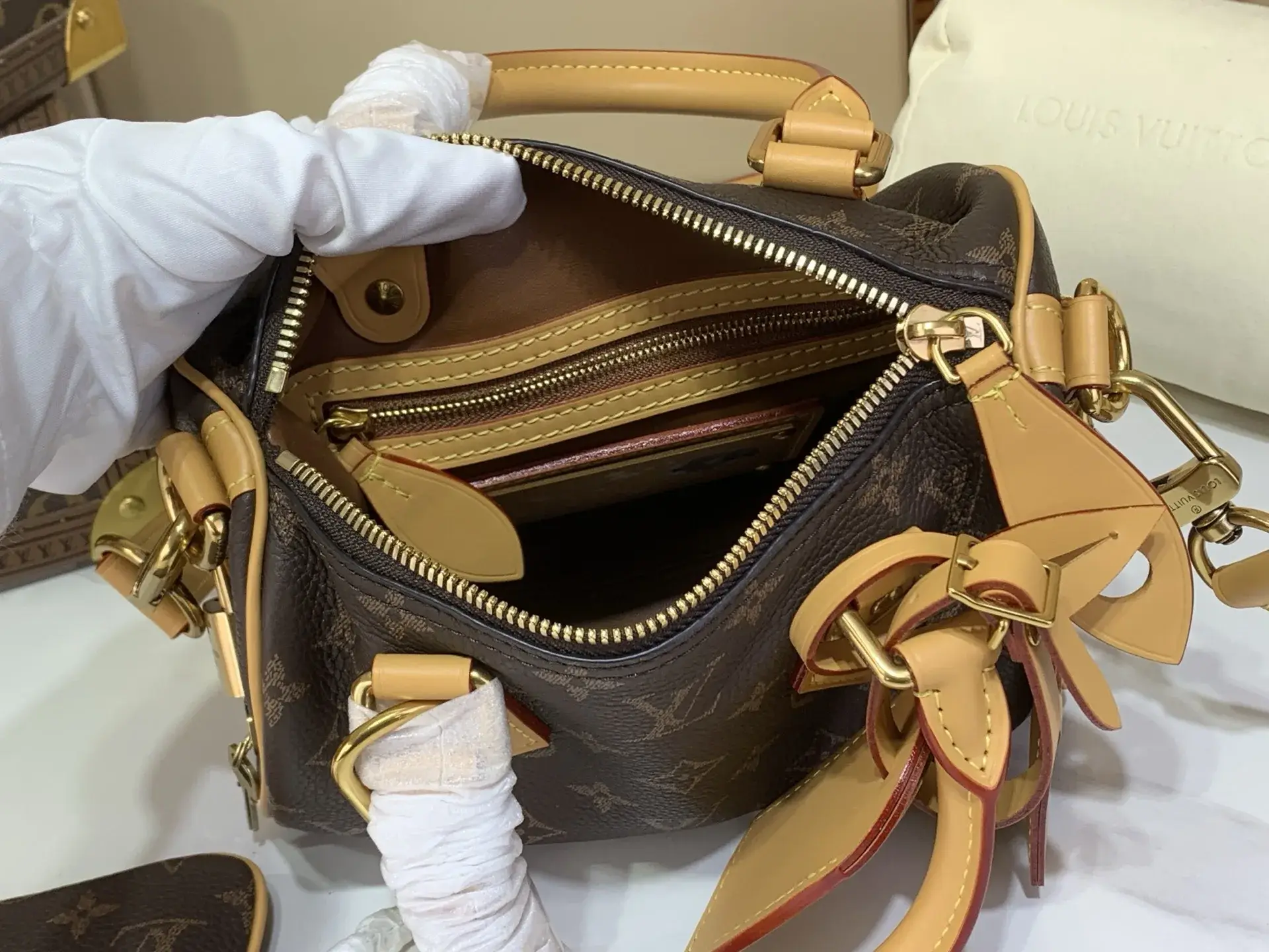 Louis Vuitton Blue Speedy Monogram Canvas Top Handle Bag product photo from LabelPicks