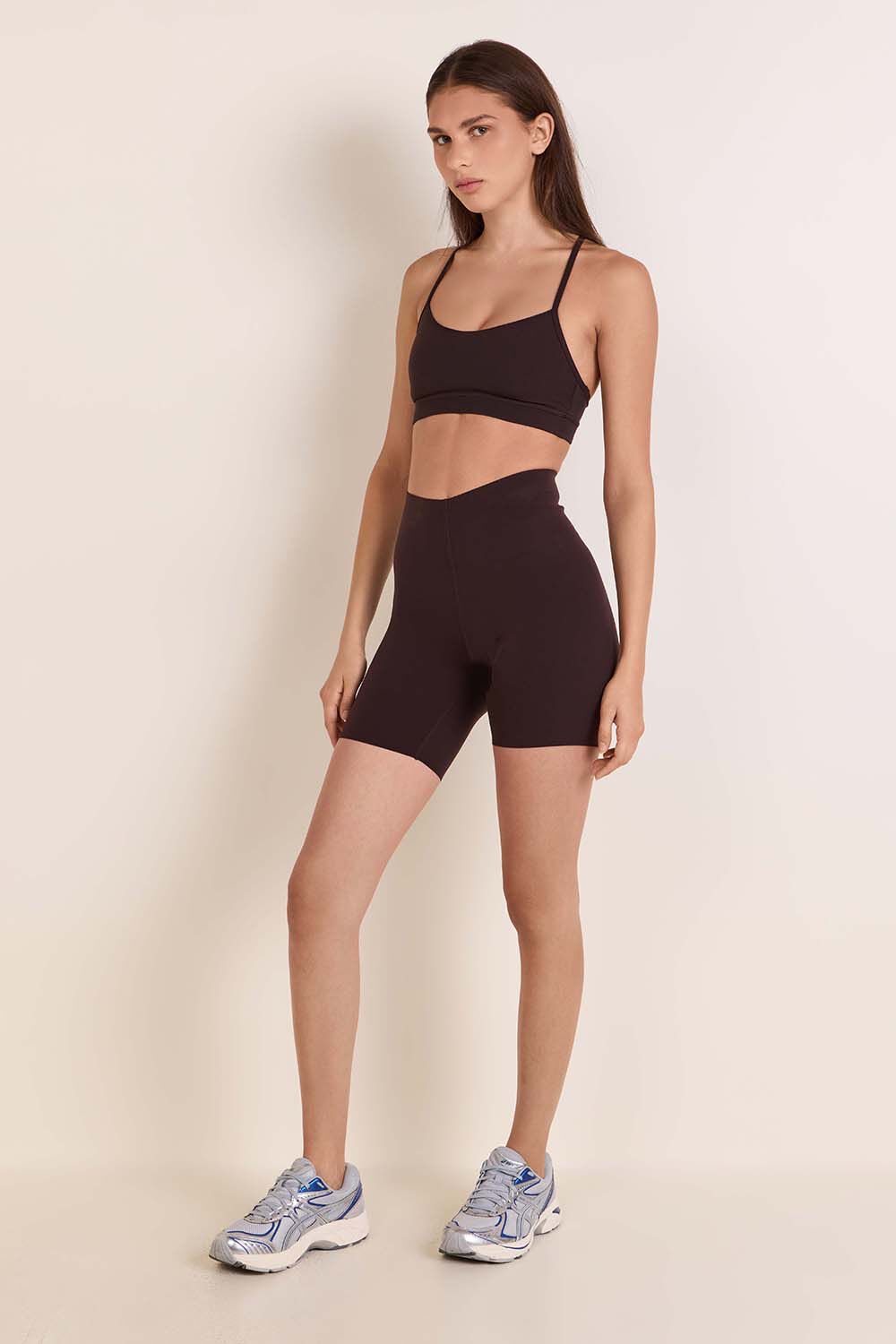 LULULEMON Glow Up Hr Short 6