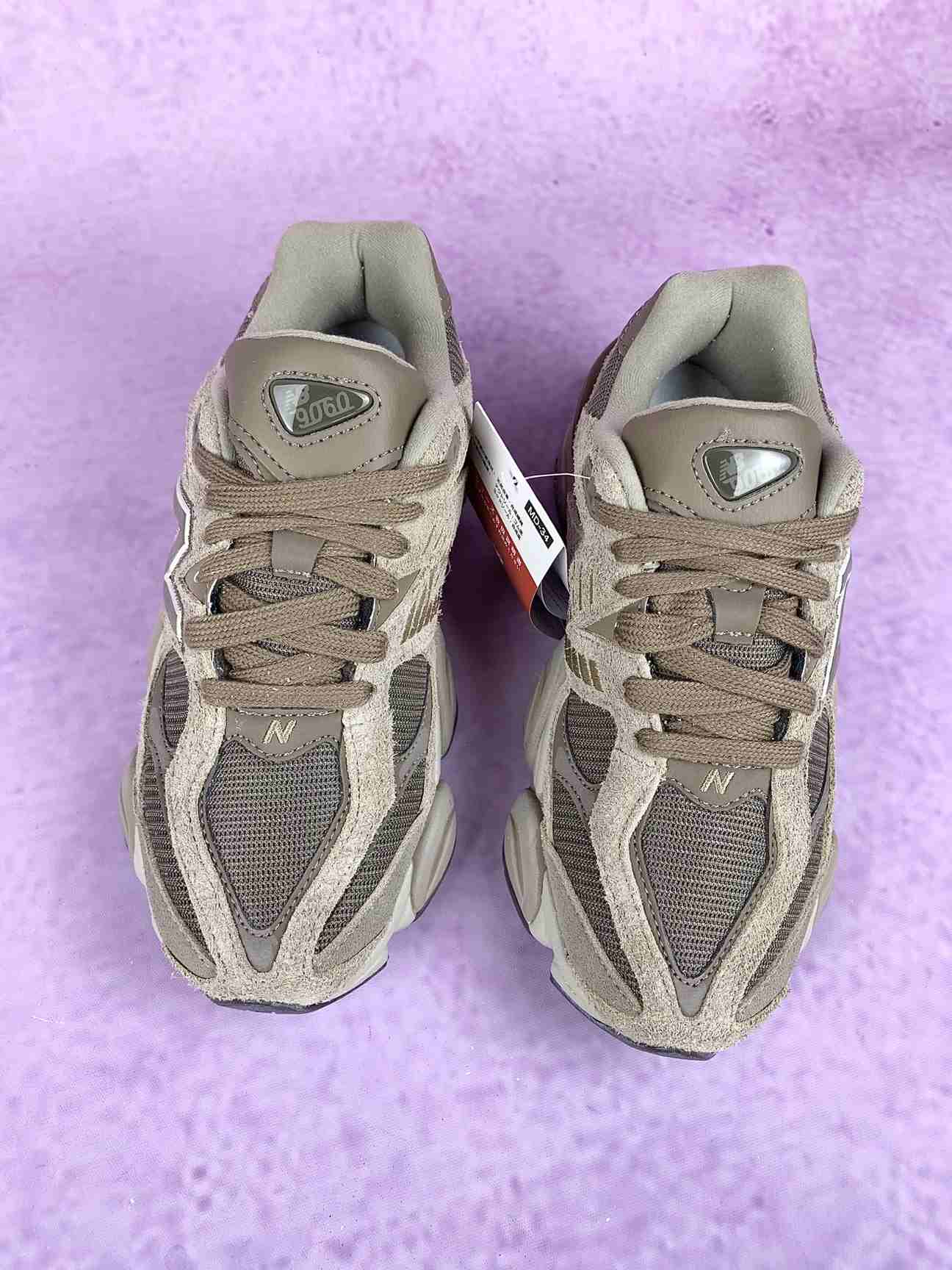 9060 Shoes