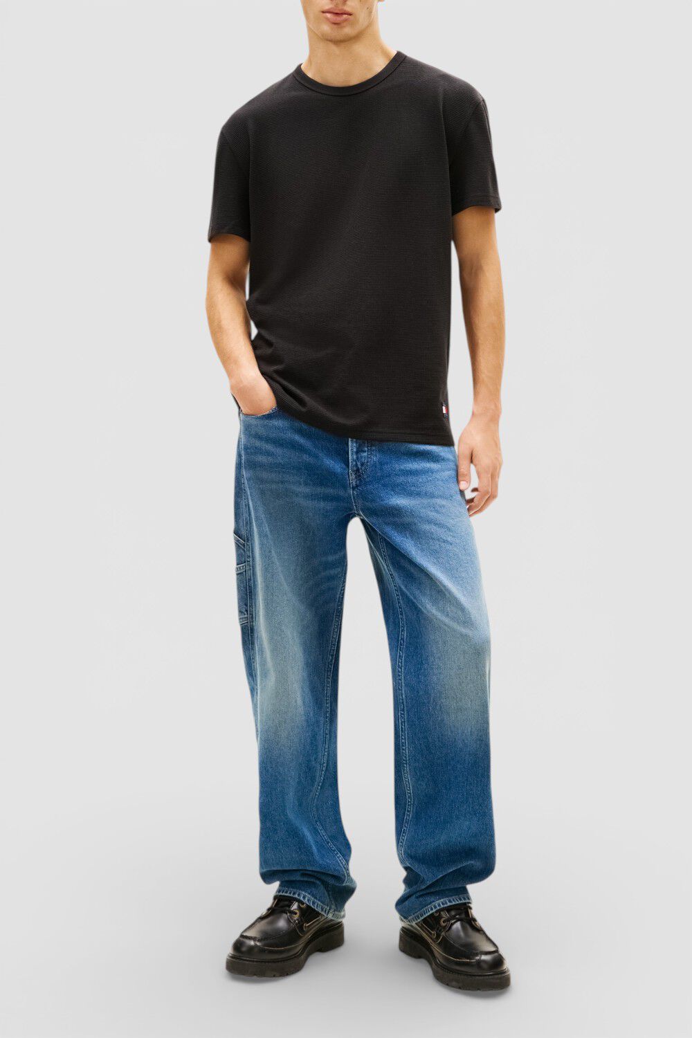 TOMMY HILFIGER חולצת טי בגזרת סלים