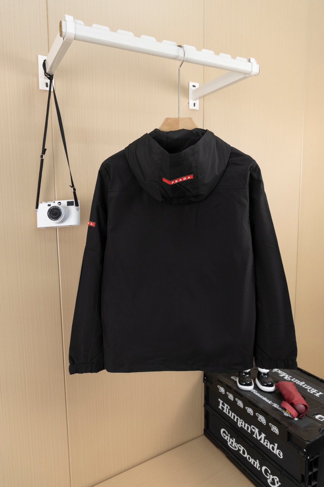 Stylish Long Sleeved Double Zipper Pocket Jackets