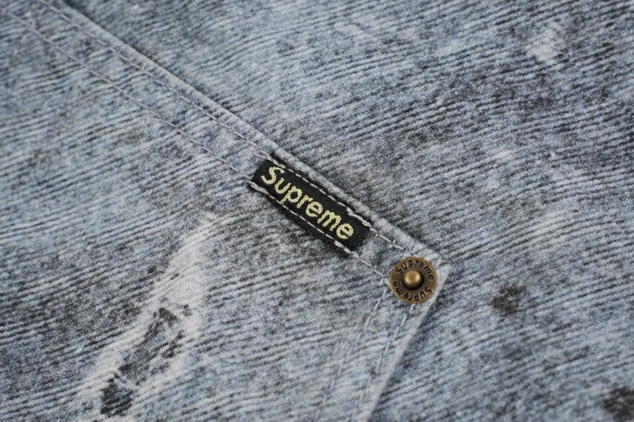 Supreme Grey Trompe L'oeil Label Print Hooded Jacket product photo from LabelPicks