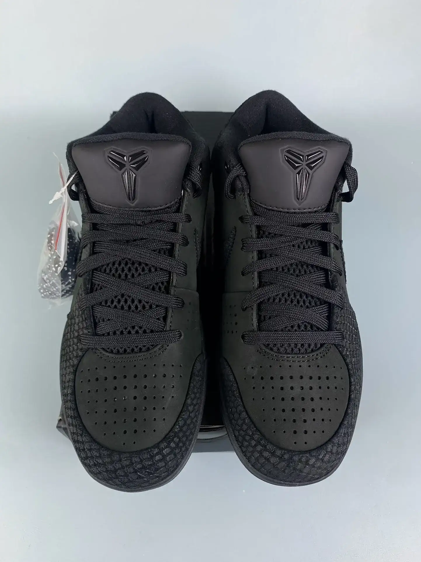 Kobe 4 Protro “Gift of Mamba” Basketball Shoes product photo from LabelPicks