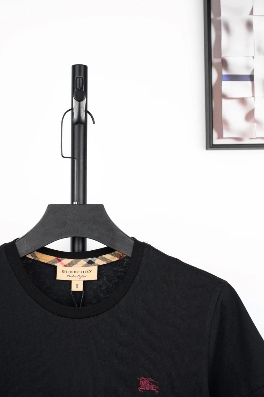 Burberry Black Small Equestrian Knight Embroidered T-Shirt product photo from LabelPicks