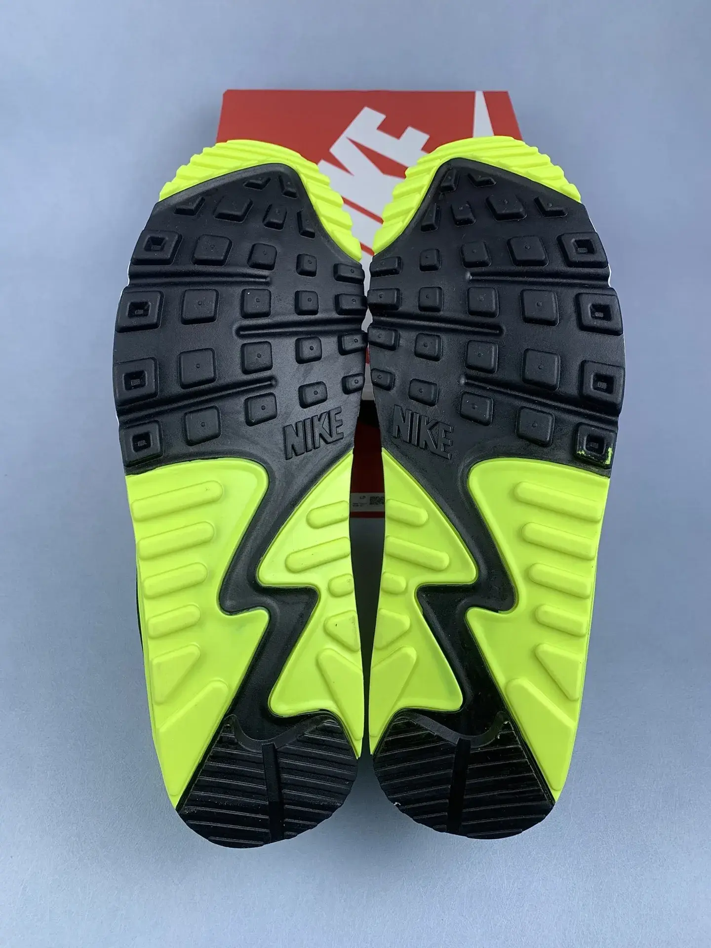 Nike Air Max 90 Shoes product photo from LabelPicks