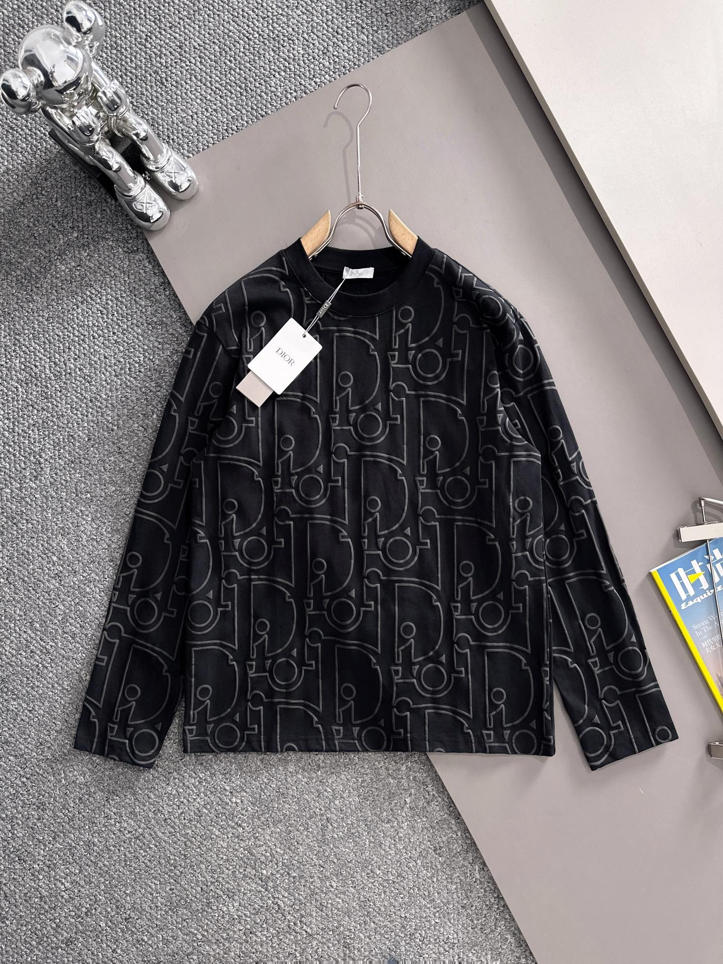 Foam Full Print Long Sleeved Round Neck T-Shirt