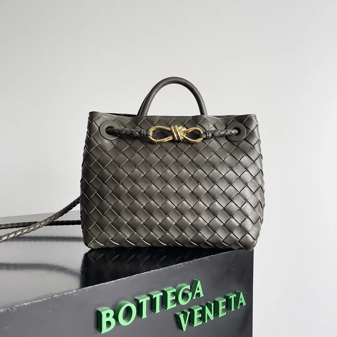 Bottega Veneta White Andiamo Intrecciato Woven Leather Top Handle Bag product photo from LabelPicks