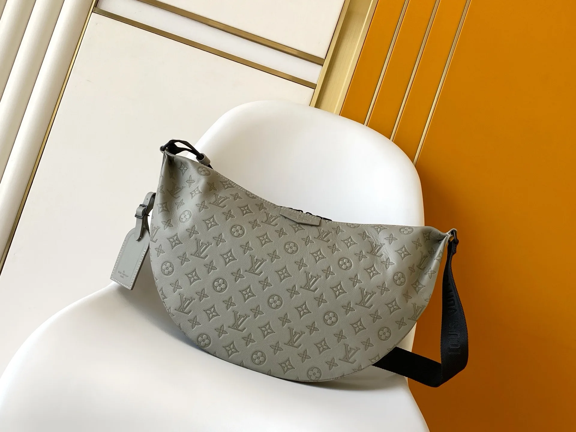 Louis Vuitton Calfskin Hobo Bag product photo from LabelPicks