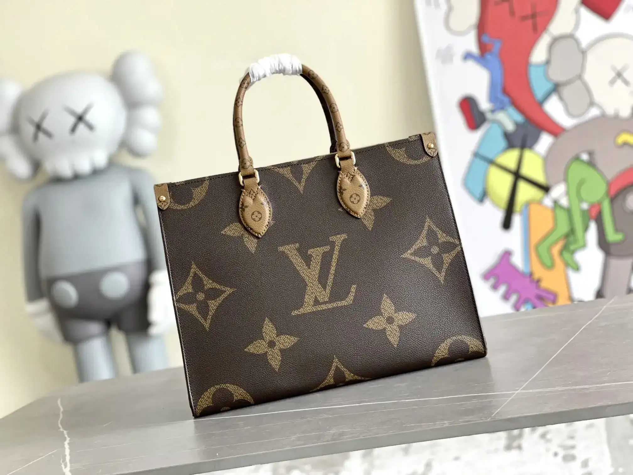 Louis Vuitton Onthego Tote Bag product photo from LabelPicks