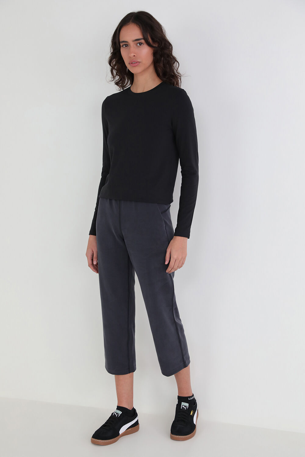 LULULEMON Softstreme HR Straight Leg Crop 24