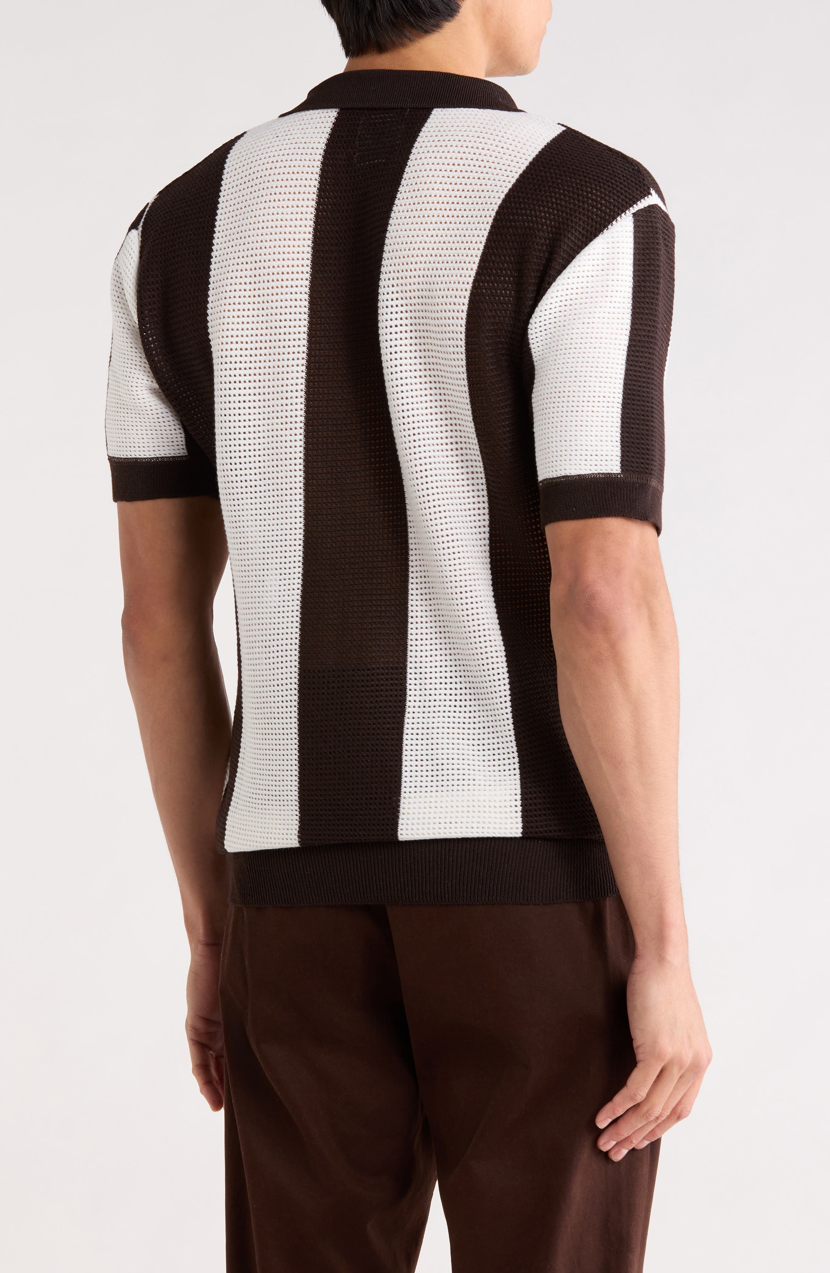 TOM BAINE Johnny Collar Short Sleeve Knit Sweater
