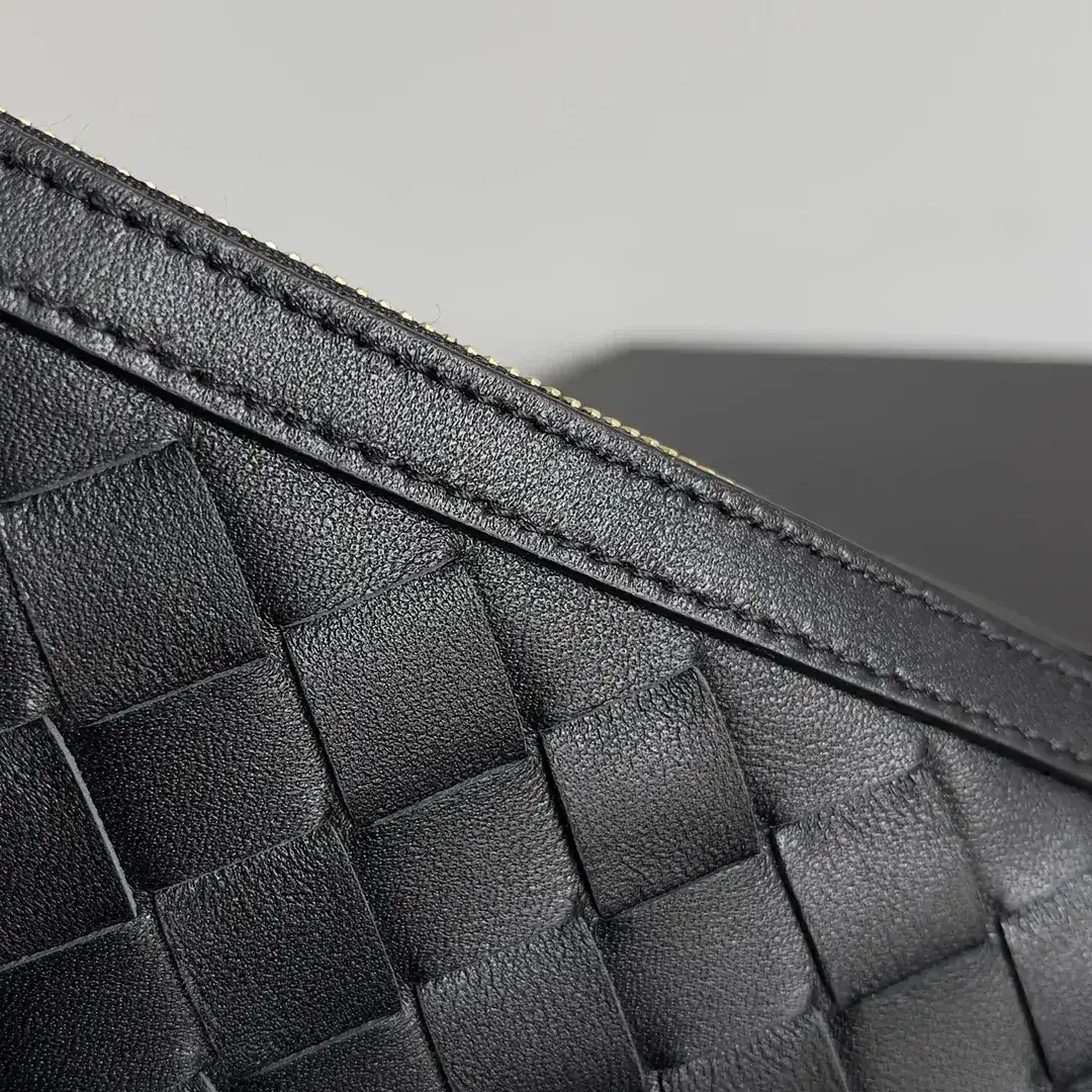 Bottega Veneta Pink Intrecciato Woven Leather Crossbody Bag product photo from LabelPicks