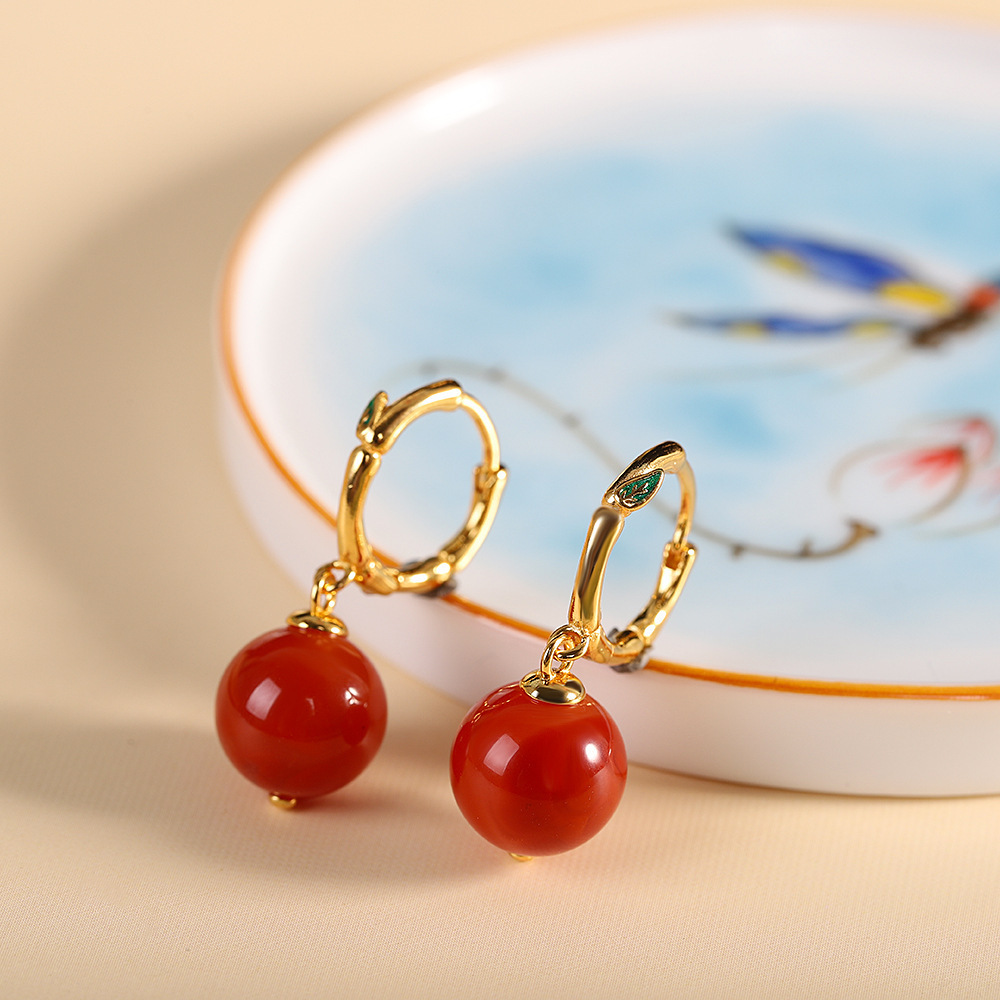 925 sterling silver natural southern red agate leaf earrings, Chinese retro style, new Chinese style, zodiac year, ethnic style, elegant earrings for women