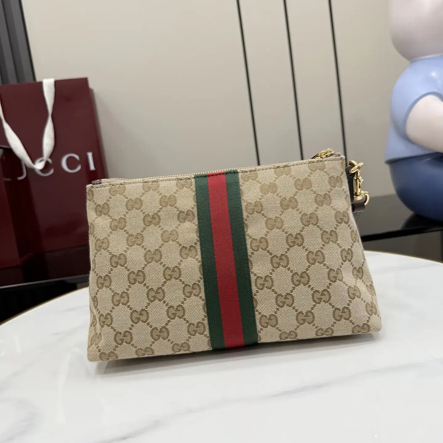 Gucci Lambskin Clutch product photo from LabelPicks
