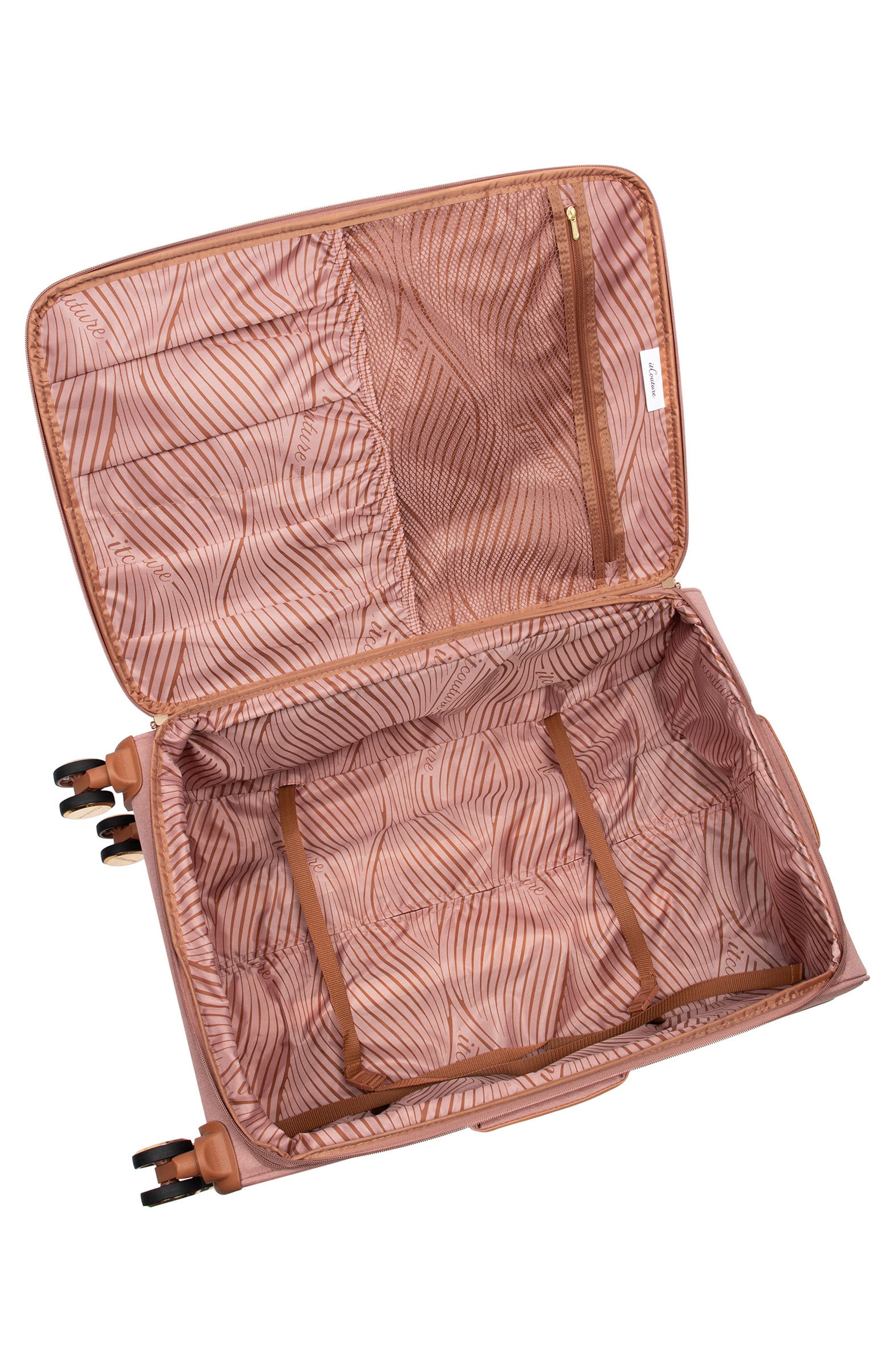 IT COUTURE Odelia 32-Inch Soft Shell Spinner Suitcase