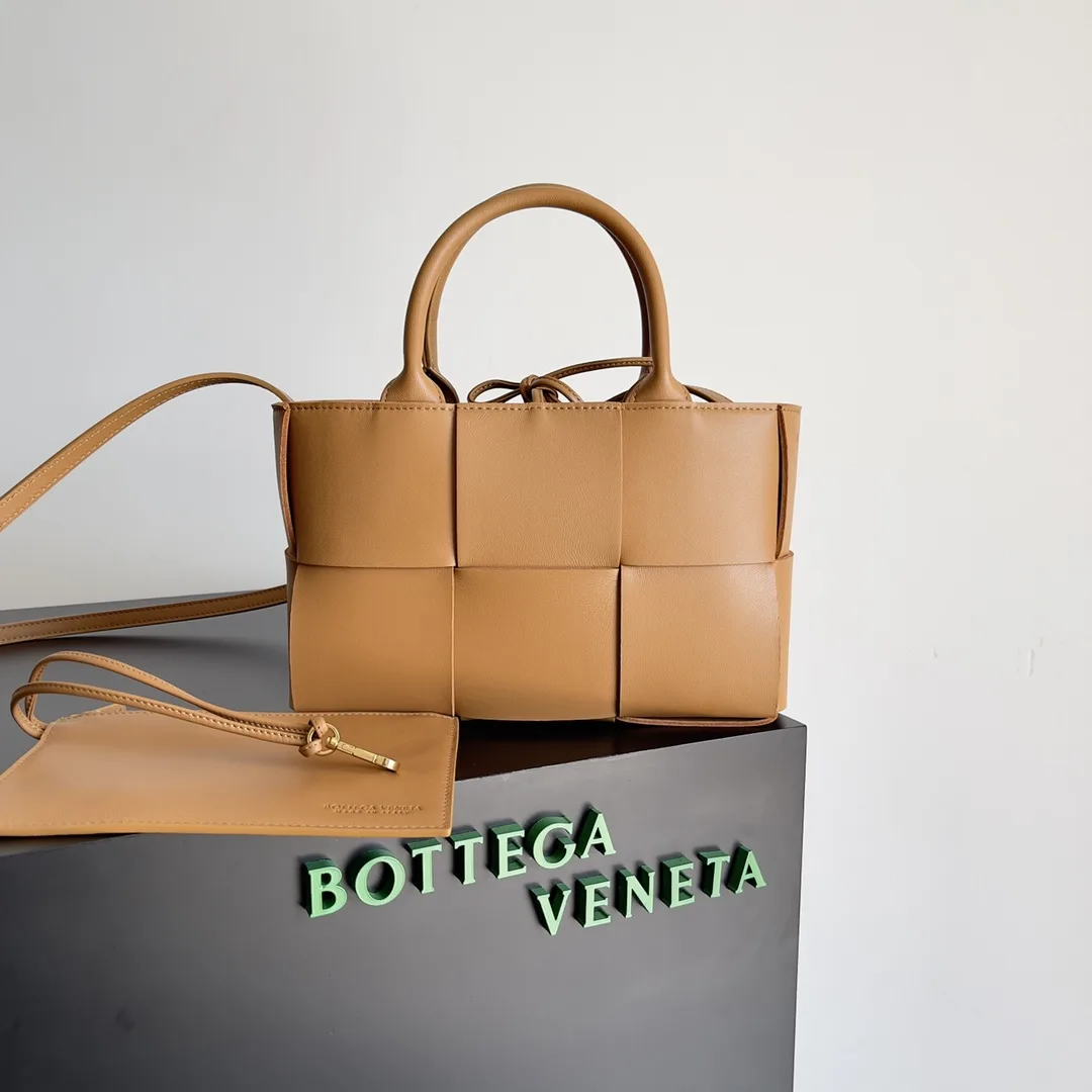 Bottega Veneta Grained Leather Tote Bag product photo from LabelPicks