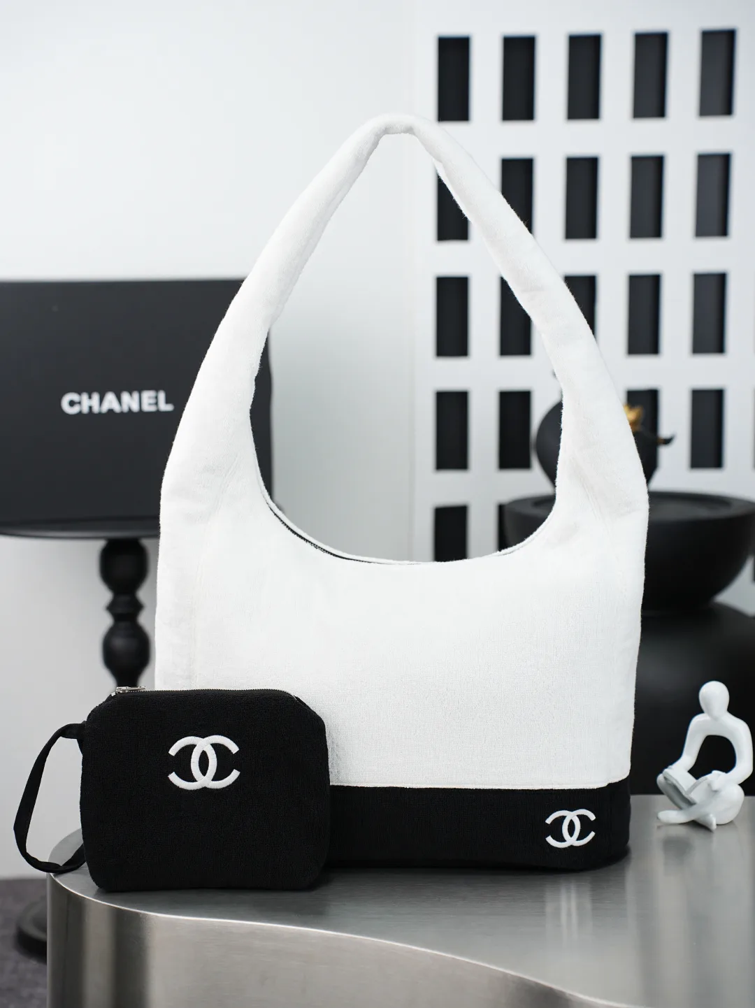 Chanel White Tote Bag product photo from LabelPicks