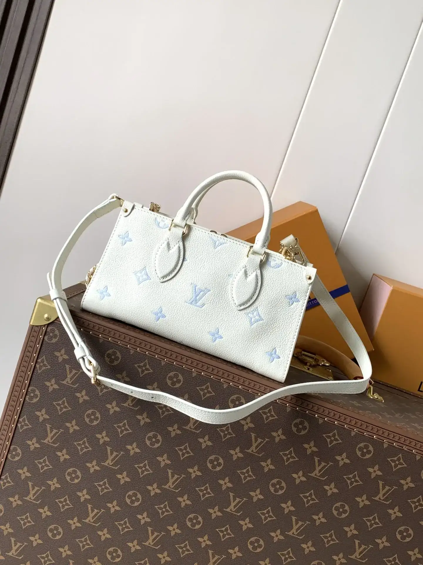 Louis Vuitton Black Onthego Calfskin Shoulder Bag product photo from LabelPicks