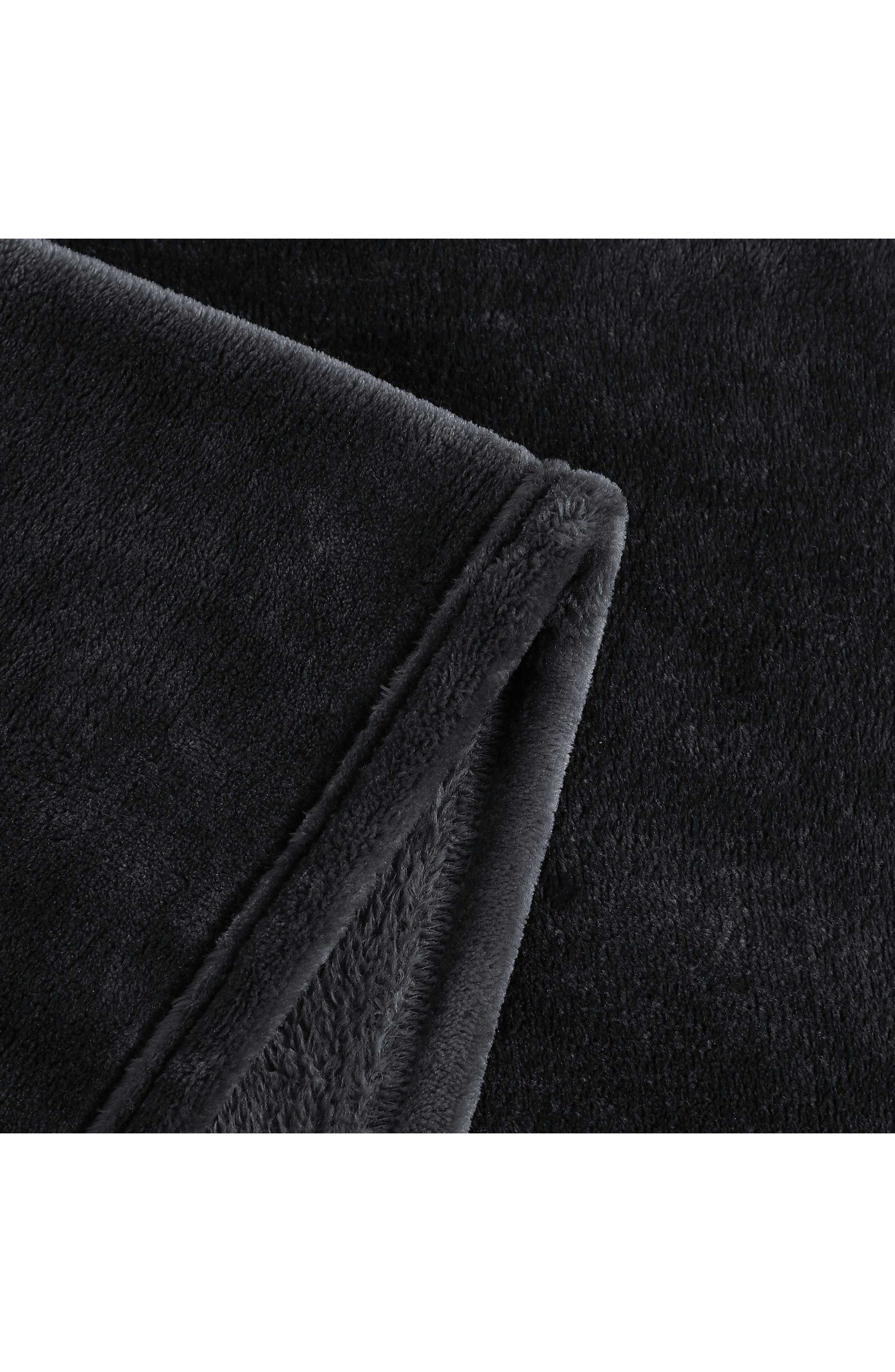 Tommy Hilfiger Plush Throw Blanket