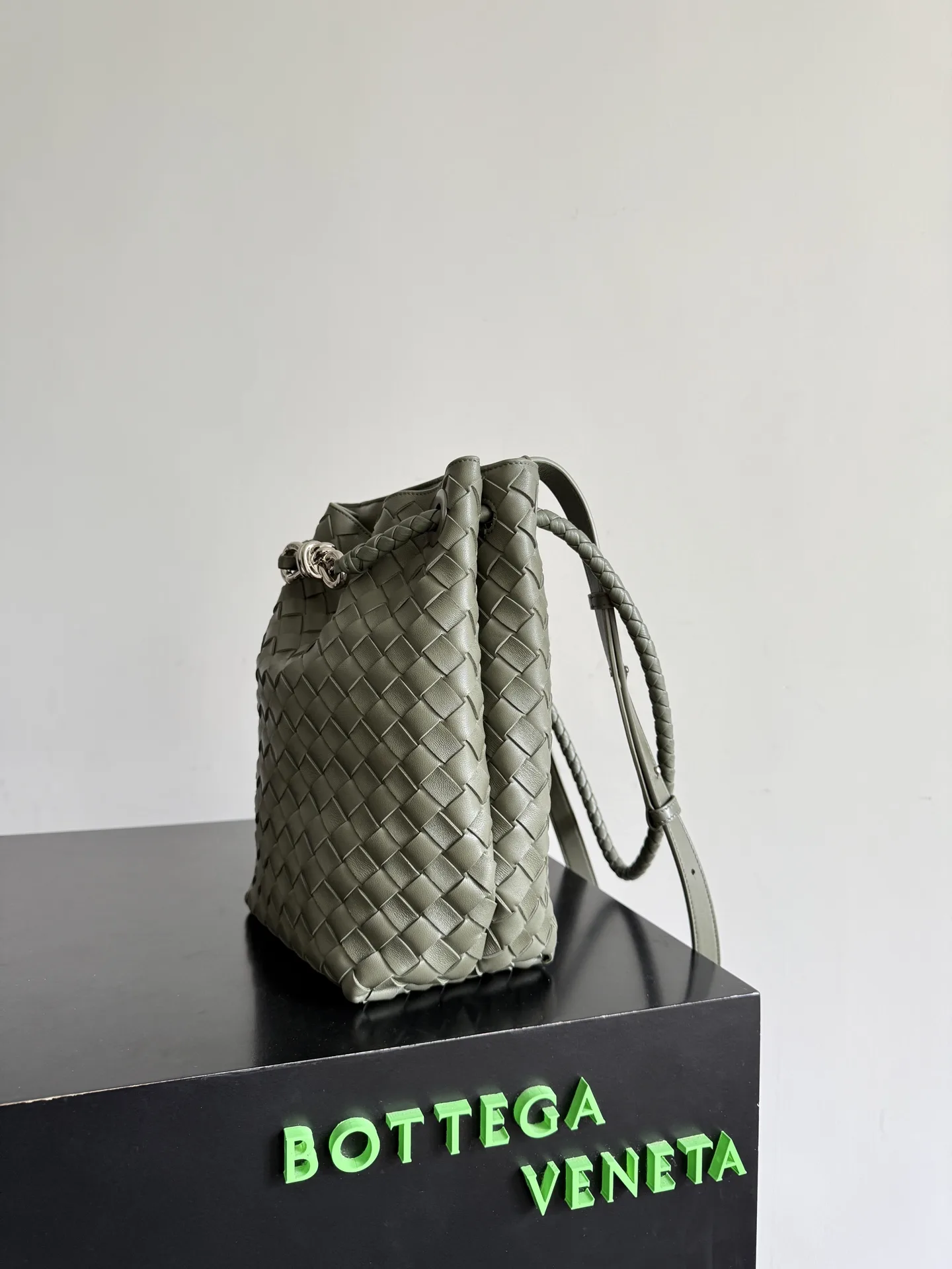 Bottega Veneta Andiamo Intrecciato Woven Leather Bucket Bag product photo from LabelPicks