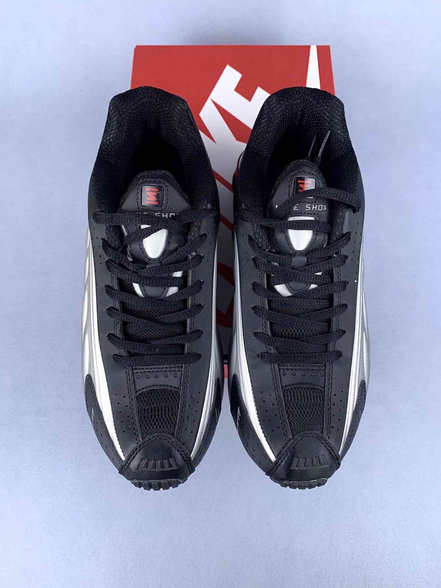 Nike Shox R4 Shoes