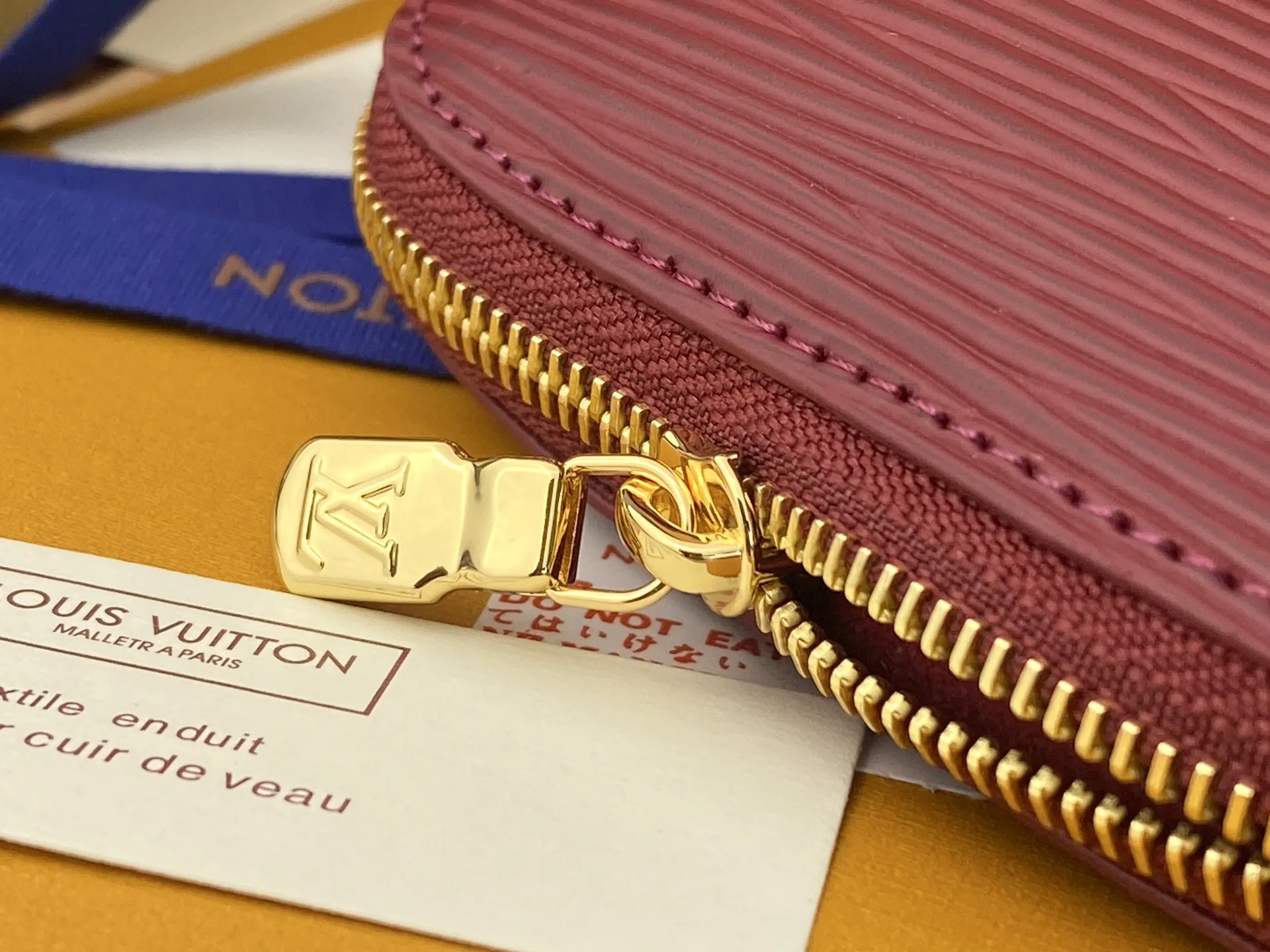Louis Vuitton Polished Clutch product photo from LabelPicks