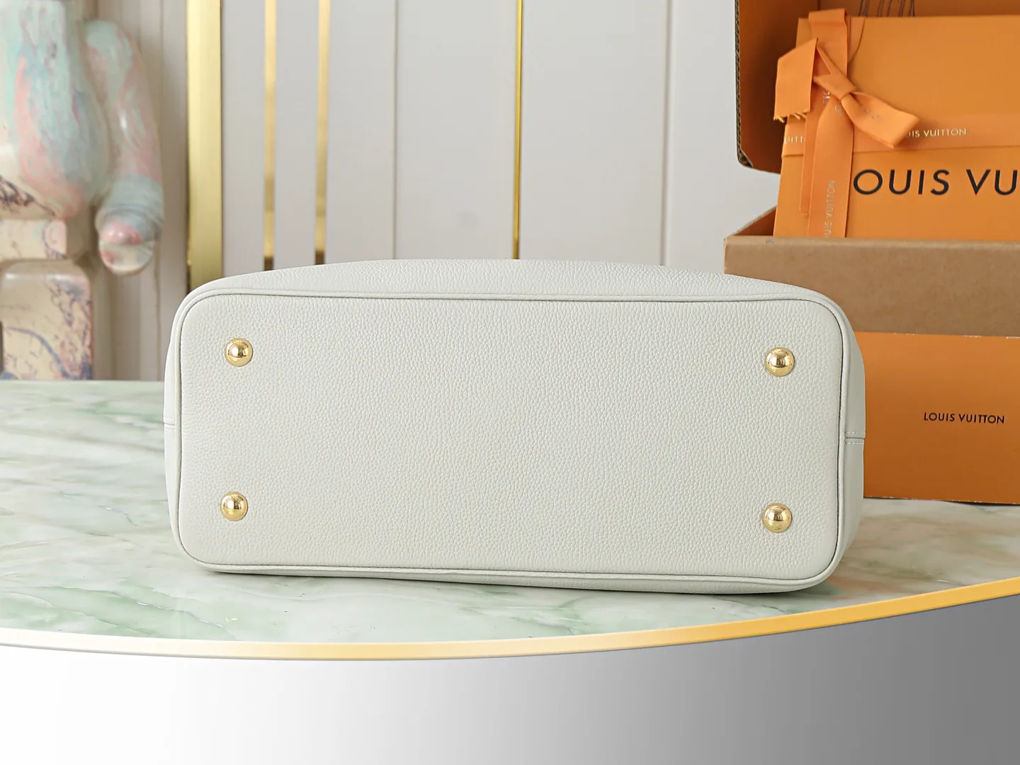 Louis Vuitton Capucines White Calfskin Top Handle Bag product photo from LabelPicks
