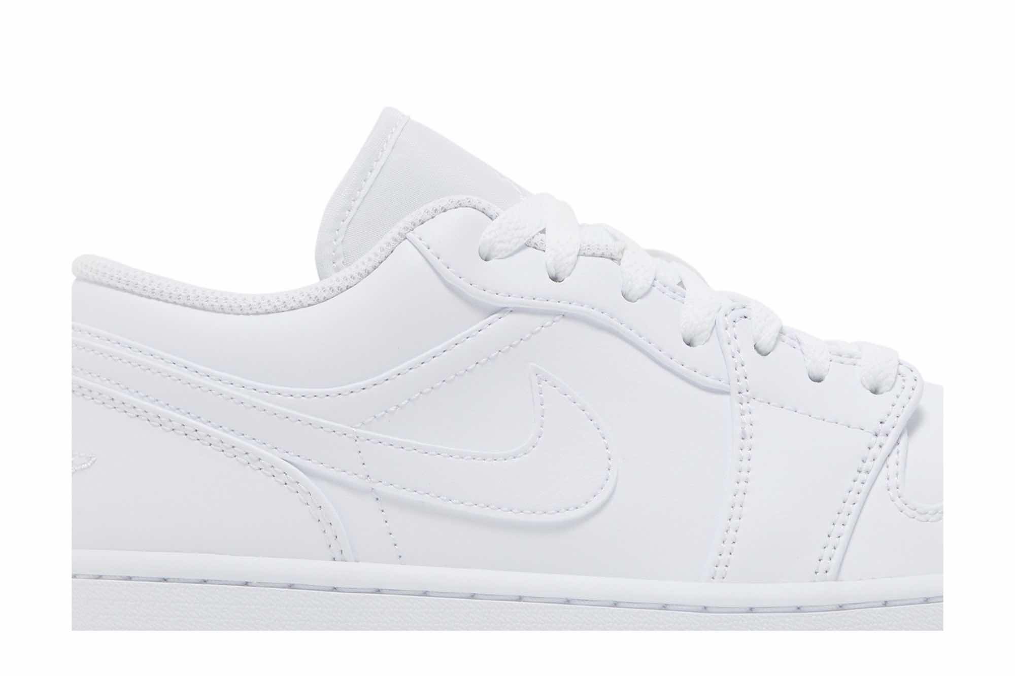 Air Jordan 1 Low ‘Triple White’ 2022 553558-136