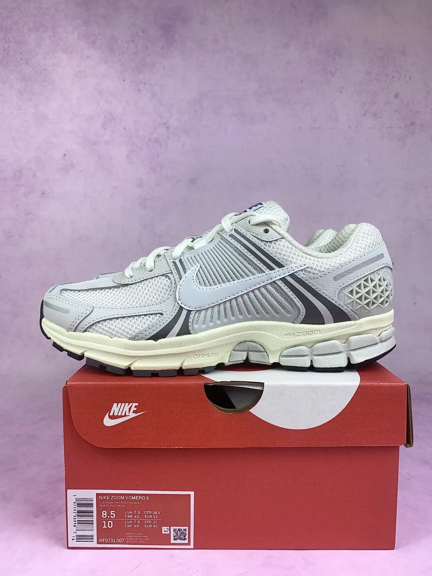 Nike Zoom Vomero 5 SE Shoes product photo from LabelPicks