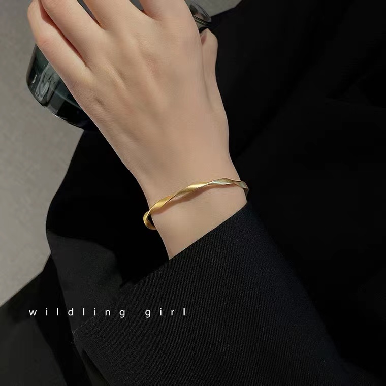 Twisted wave element ring open bracelet women's adjustable ins summer niche design simple bracelet